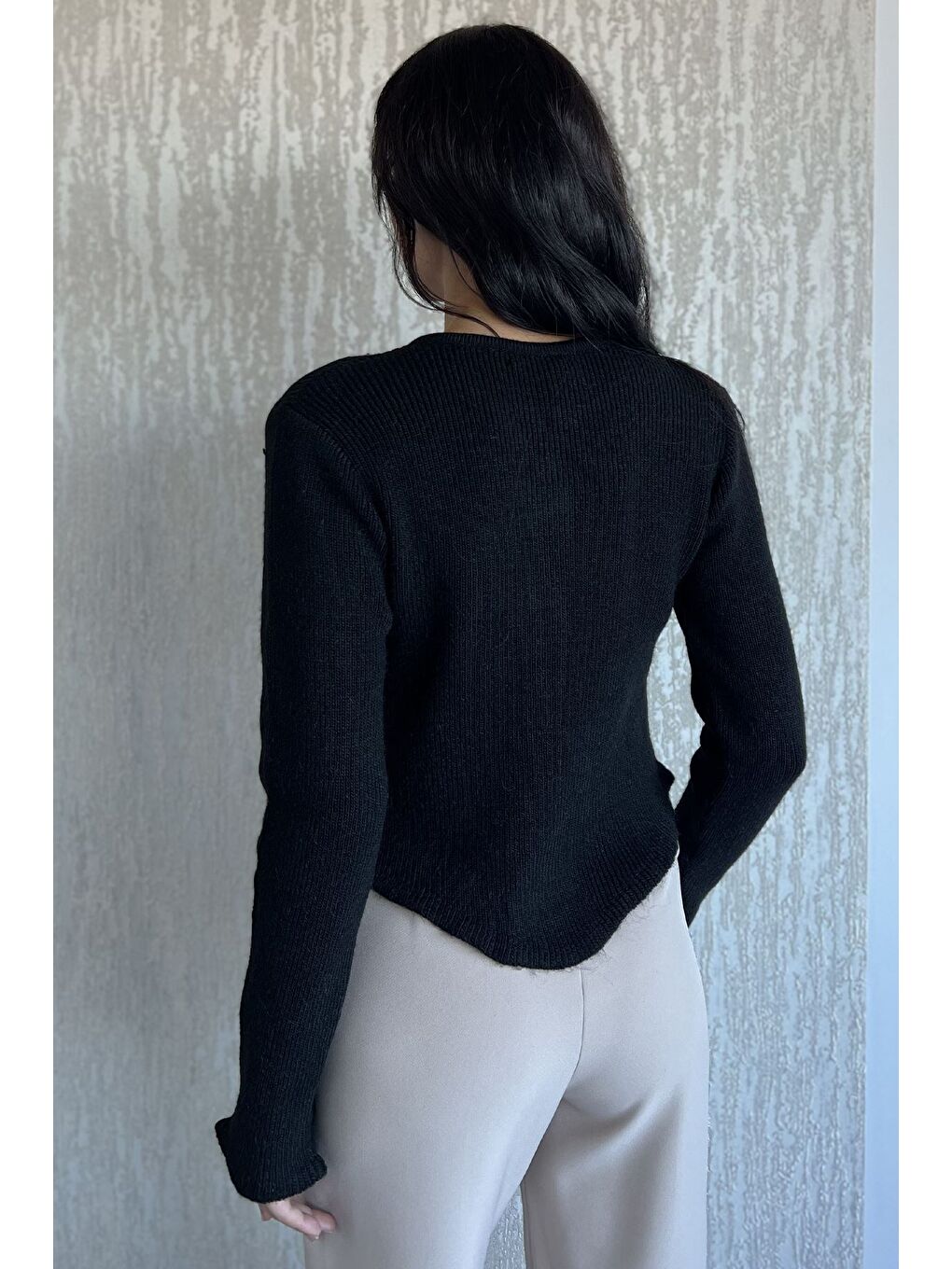 Siyah Çiçek Düğme Detaylı Triko Hırka (s,m,l Uyumludur)-3