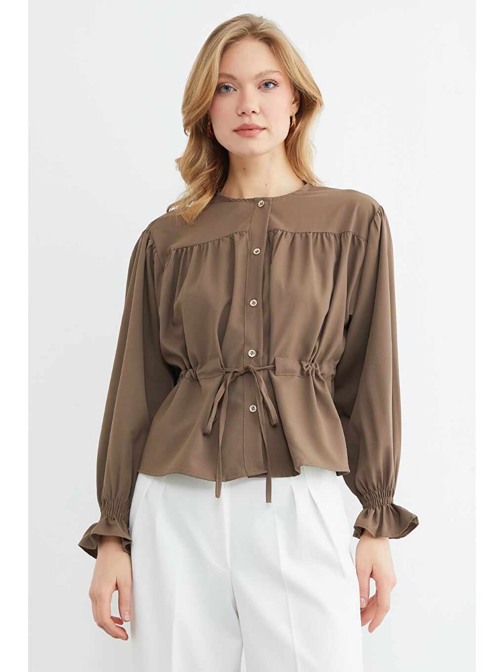 Bej Önü Bağlamalı Kolu Gipeli Salaş Gömlek-2