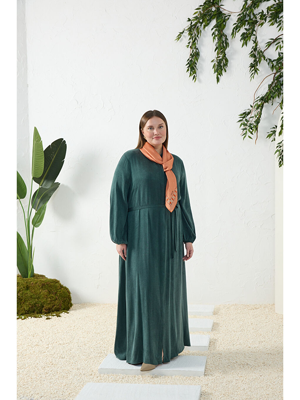 Yeşil Lastikli Gömlek Yaka Elbise