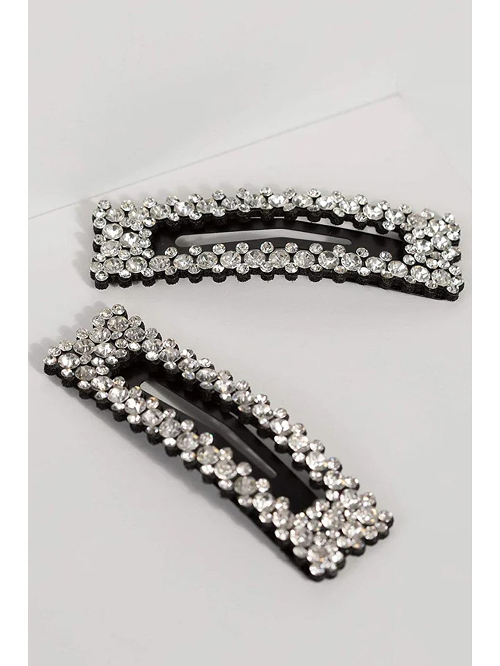 Siyah Taşlı Dikdörtgen Çıt Çıt Toka-1