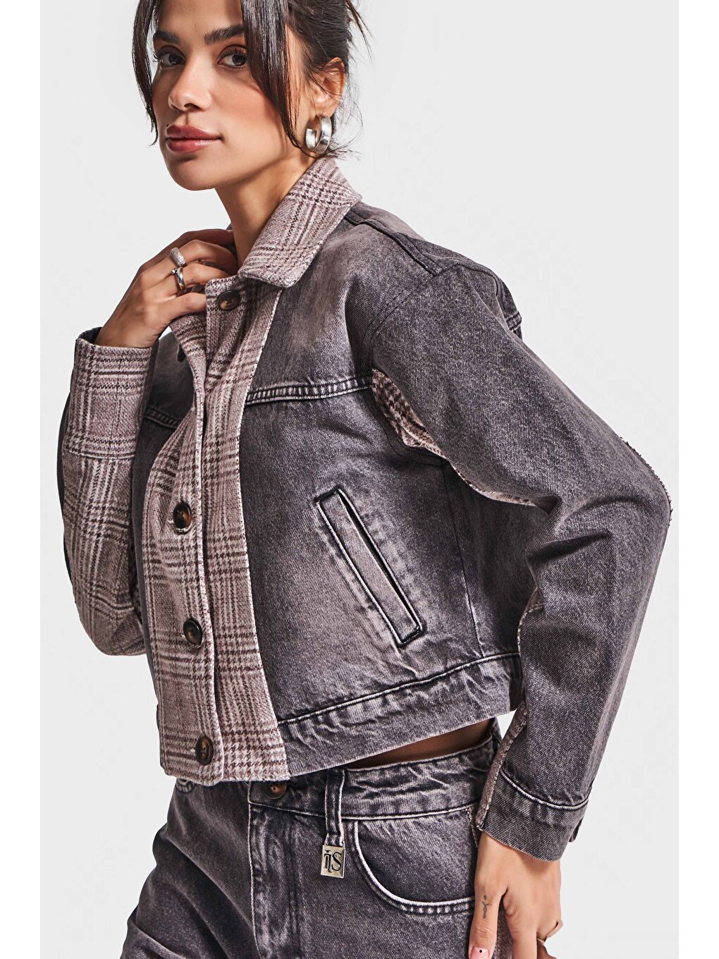 Mavi Kadın Taşlanmış Koyu Jean Rengi 4w5-143 Çift Parça Kumaş Önden Düğmeli Özel Tasarım Denim Ceket-2