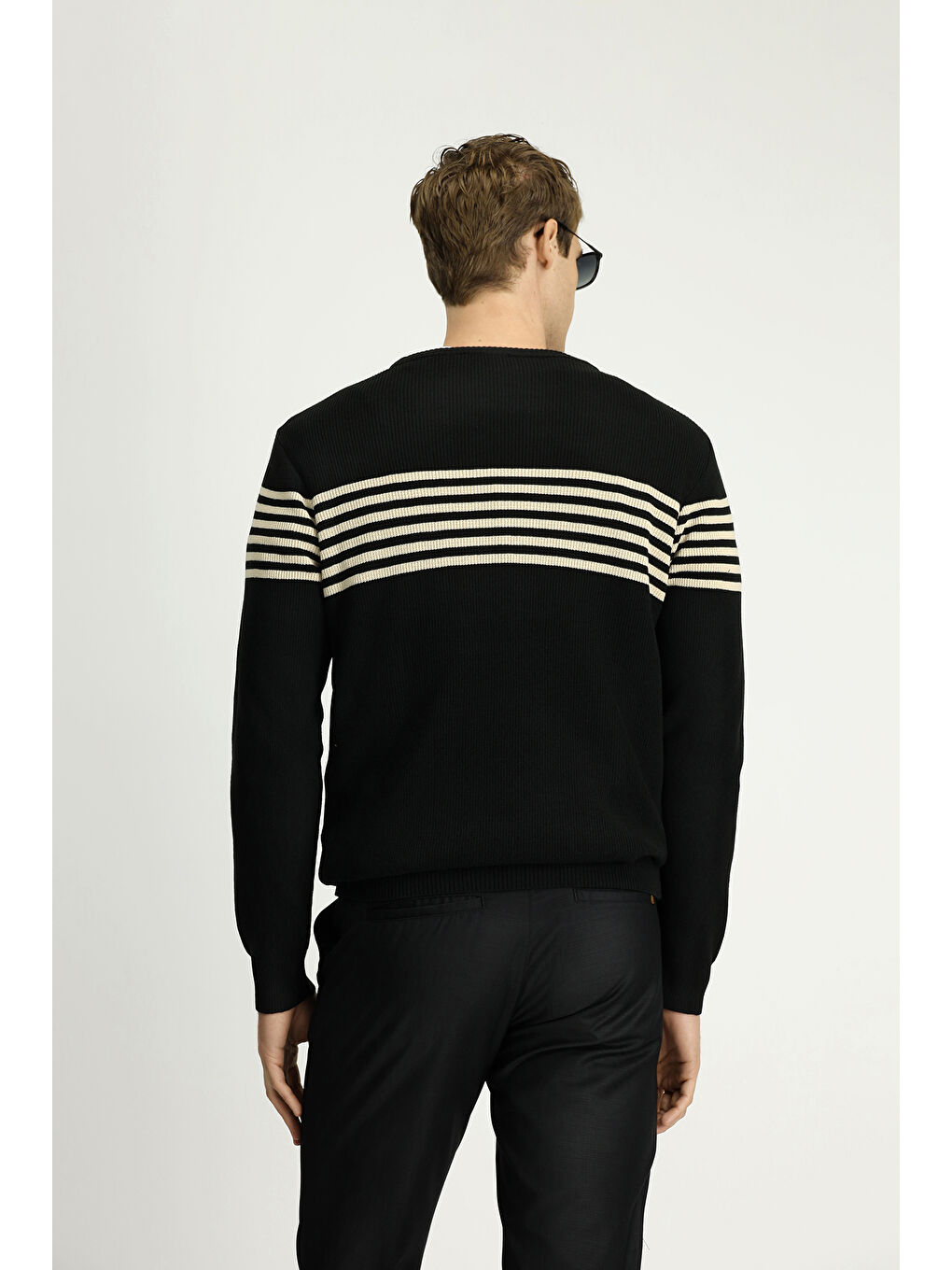 Siyah Bisiklet Yaka Regular Fit Çizgili Triko Kazak-5