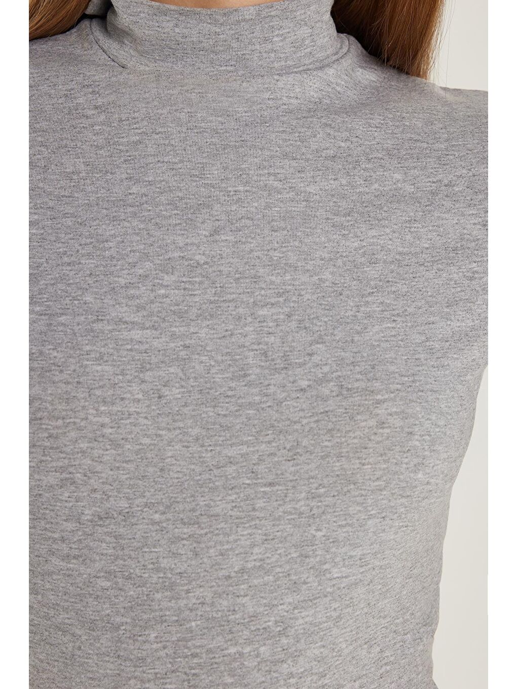 Karışık Kadın Standart Fit Kısa Kollu Yarım Balıkçı Yaka Gri Bluz-2