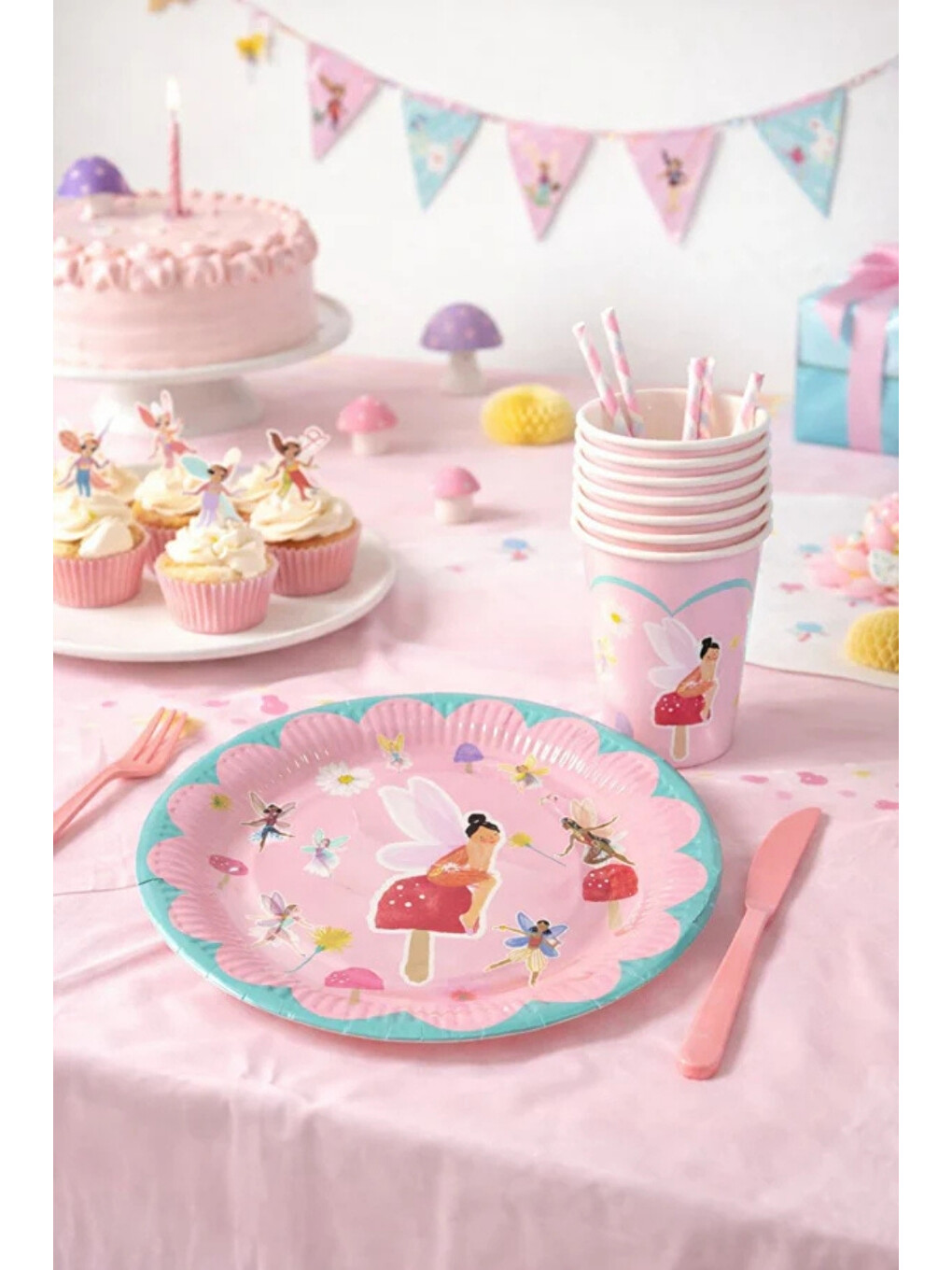 Pembe Peri Temalı 8'li Tabak Bardak Set-1