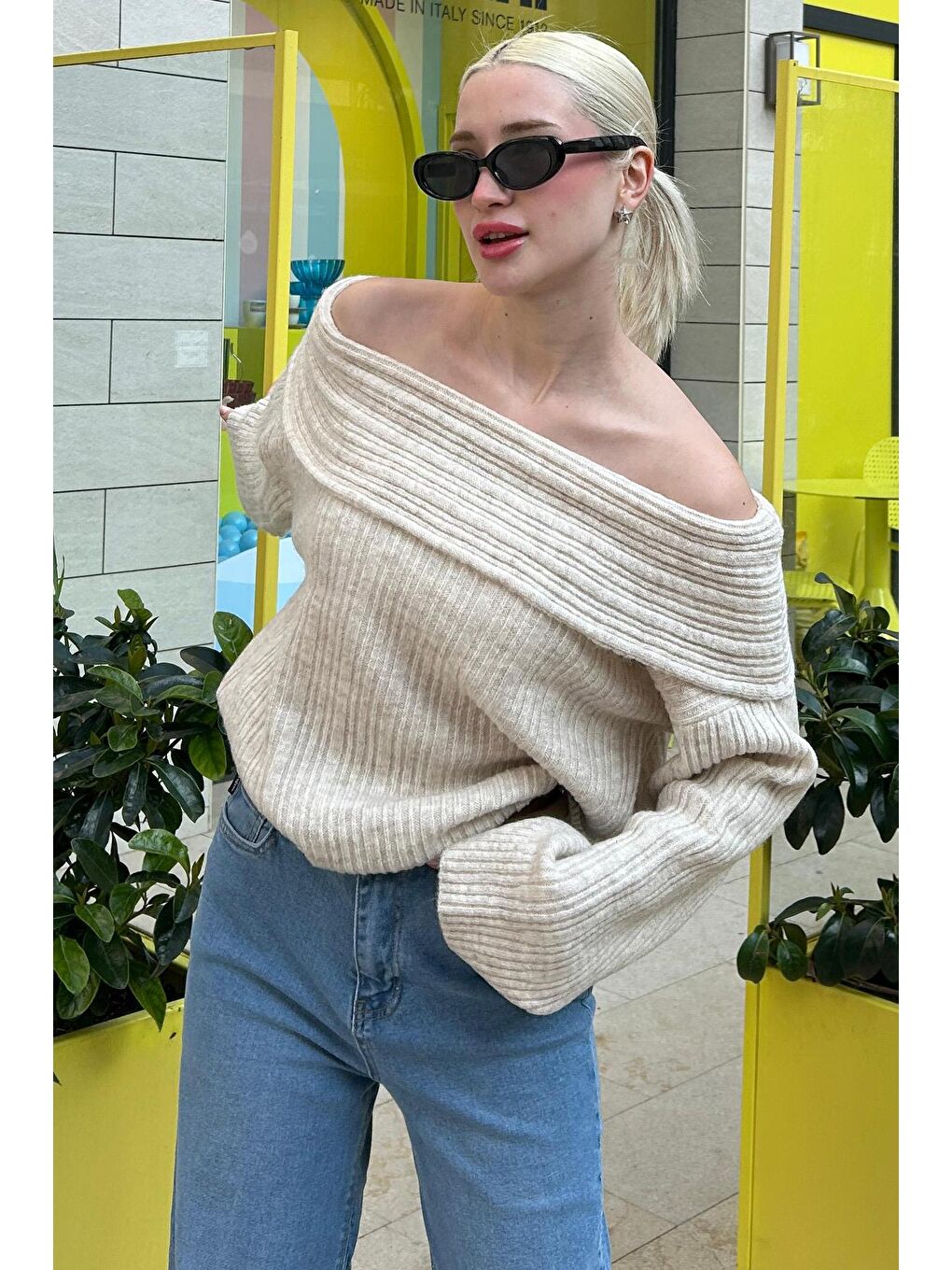 Ekru Madonna Yaka Kadın Kazak Mg2274-3