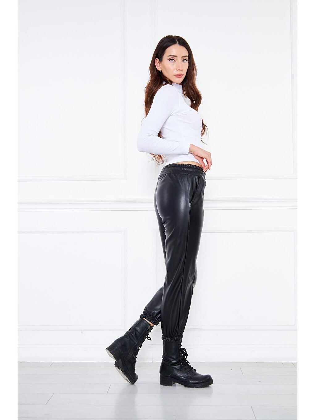 Siyah Kadın Deri Bel Lastikli Jogger Pantolon-2
