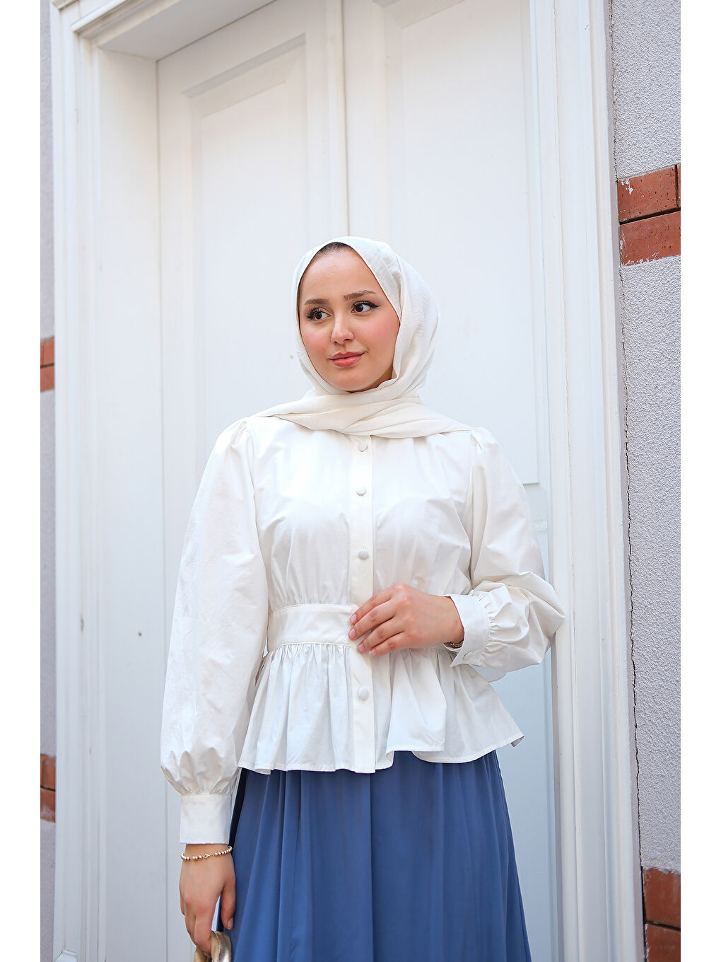 Kadın Beli Büzgü Detaylı Gömlek Beyaz-1