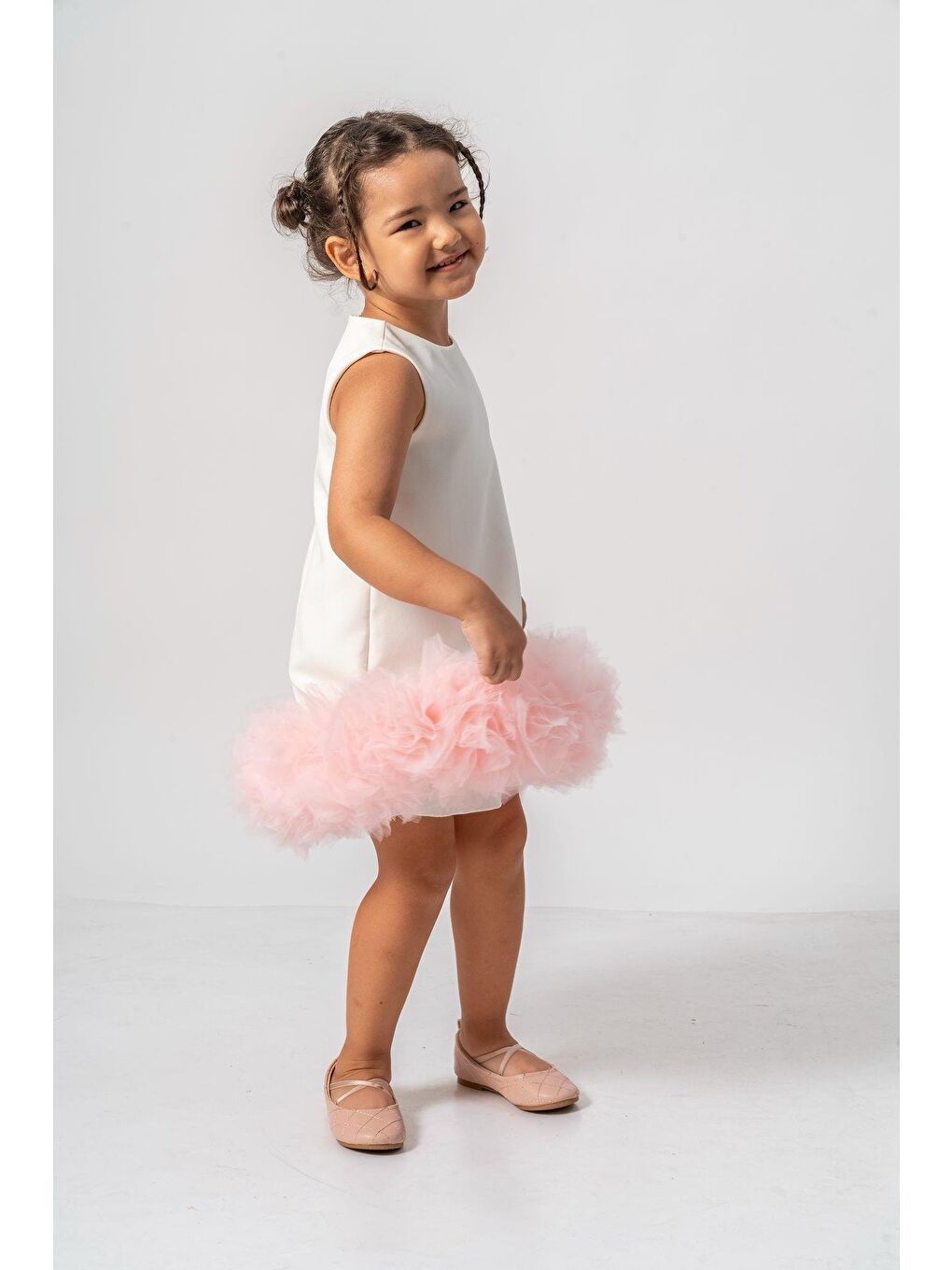 Beyaz Kız Çocuk Pamuklu Ekru Pembe Tül Fırfırlı Kolsuz Elbise - Katlı Etek Detaylı-3