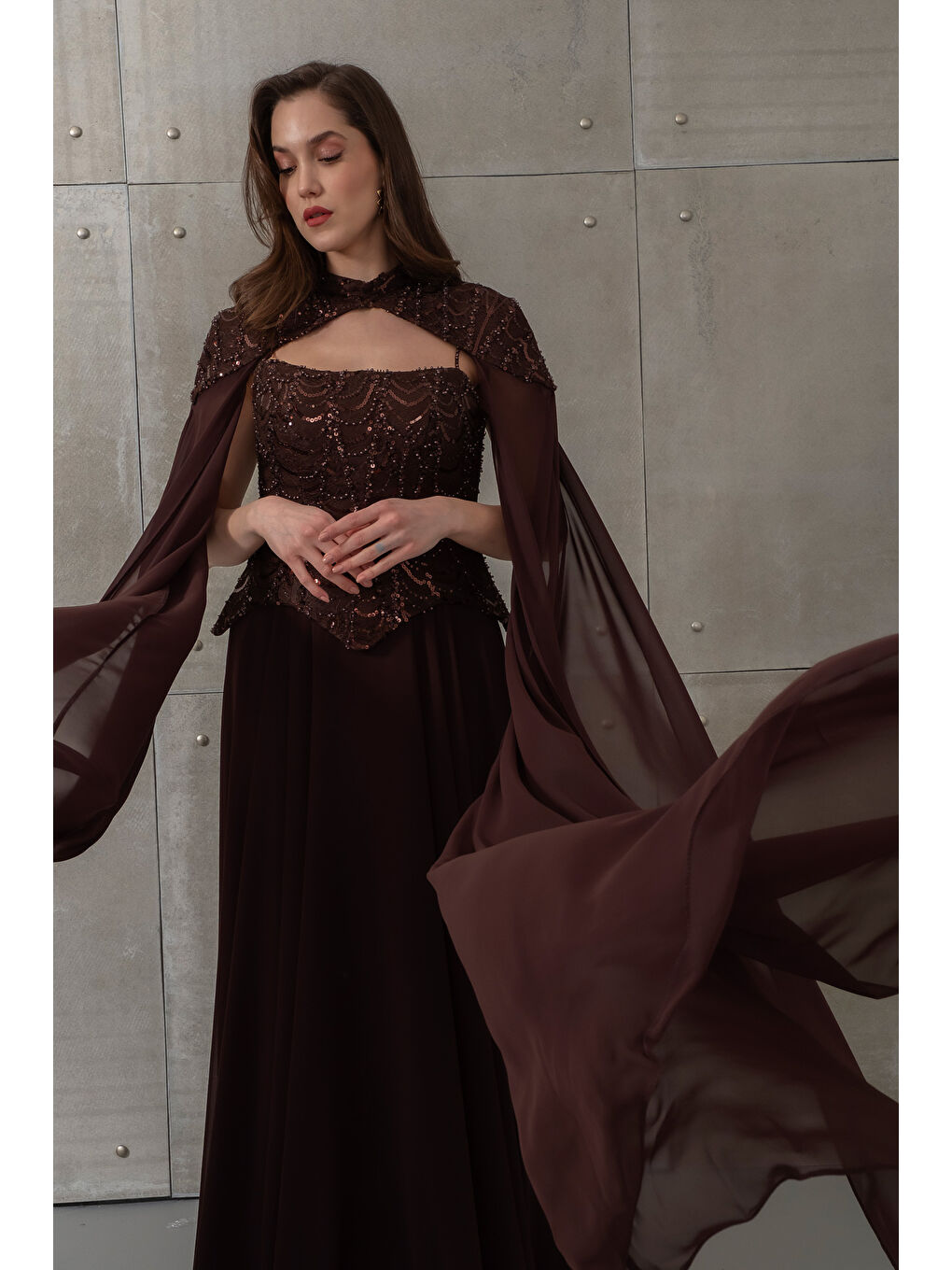 Kadın Kahverengi Şallı Uzun Kol Peplum Detay Uzun Abiye Elbise-2