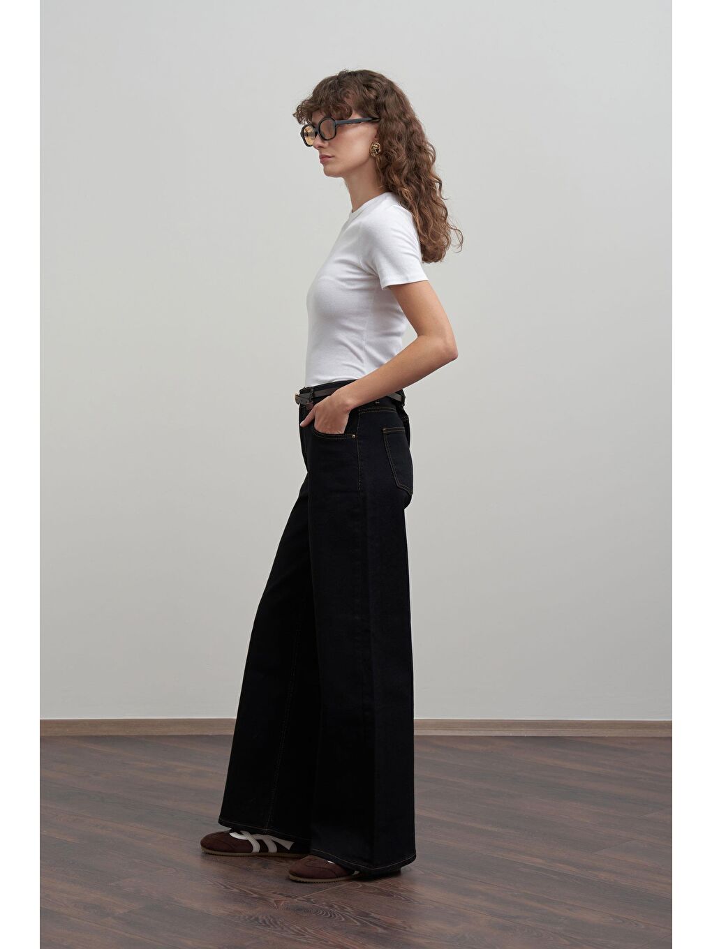 Siyah-Yüksek Bel Ekstra Geniş Paça Denim Pantolon-1