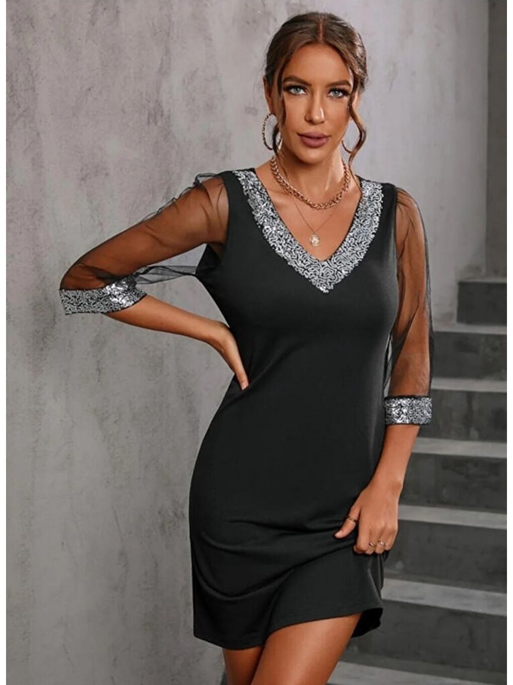 Siyah Kadın Uzun Kollu V Yaka Ve Kol Ucu Pul Payet Krep Elbise-4