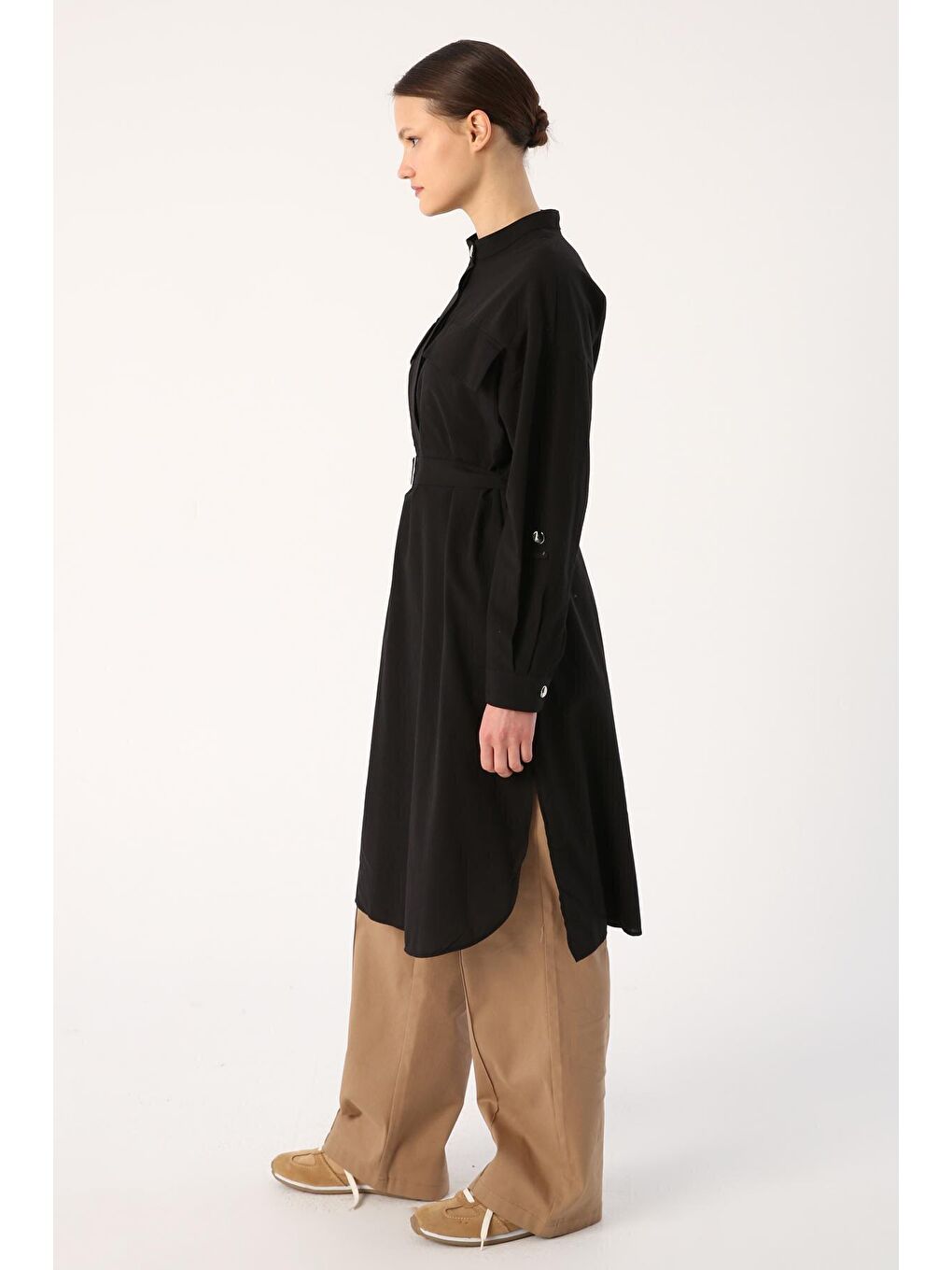 Siyah %100 Pamuk Hakim Yaka Kemerli Cepli Tunik-2