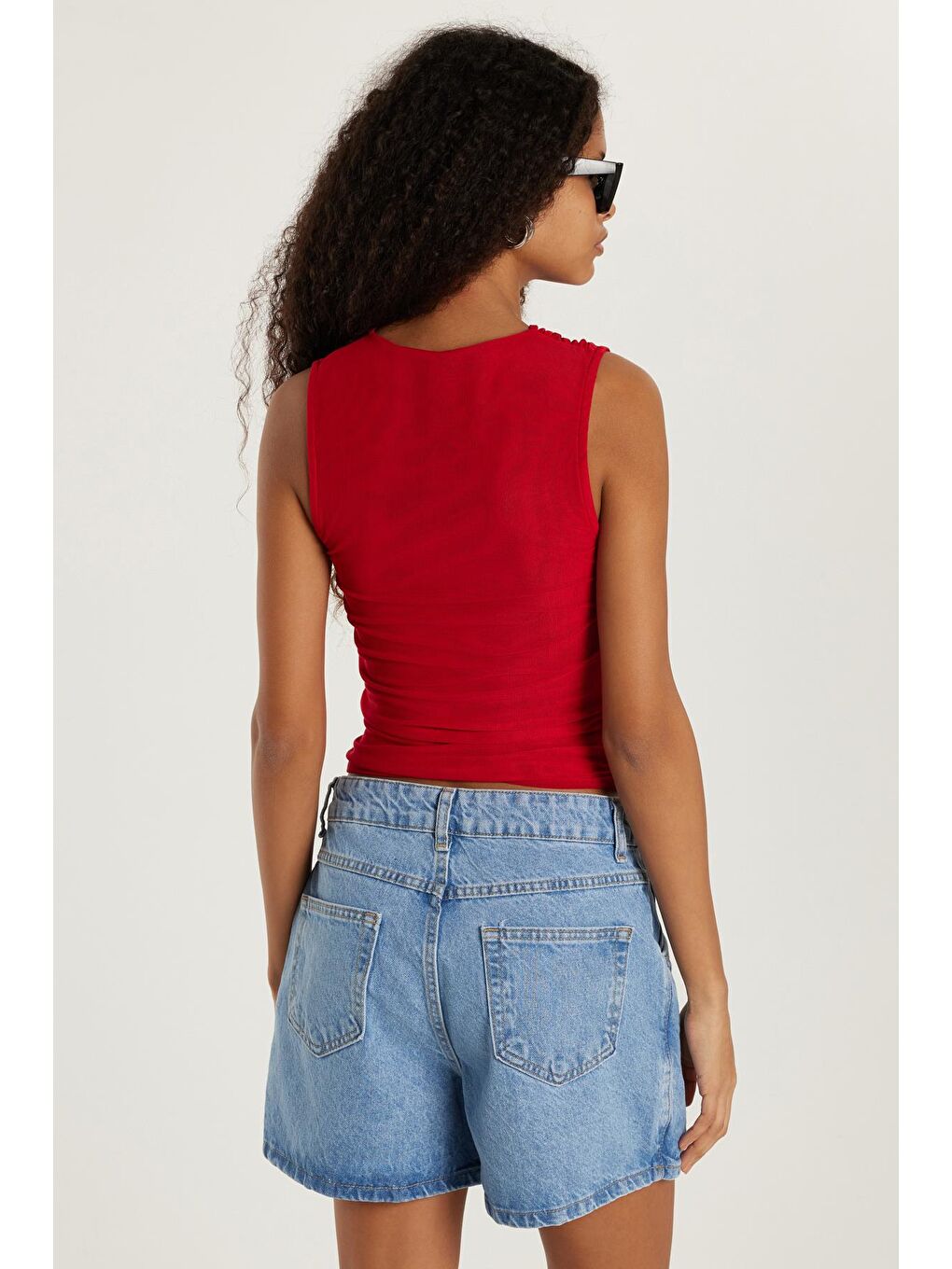 Kadın Slim Fit Sıfır Kol Düz Bisiklet Yaka Kırmızı Bluz-4