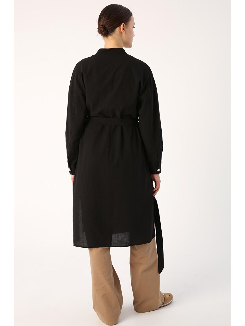 Siyah %100 Pamuk Hakim Yaka Kemerli Cepli Tunik-3