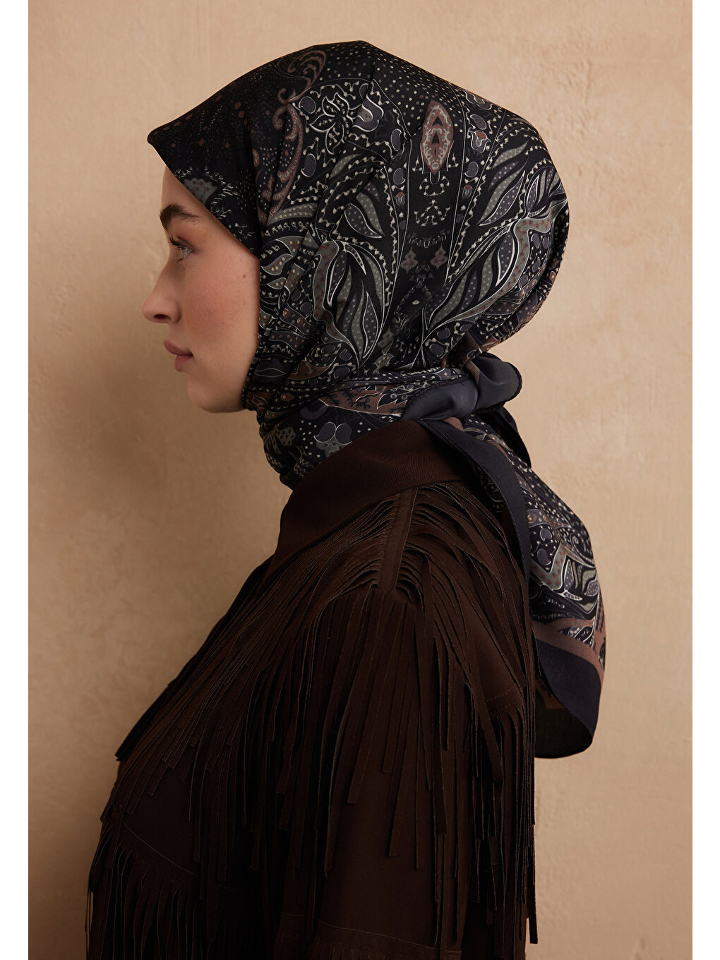 Eliza Desen Pamuk İpek Eşarp Siyah-1