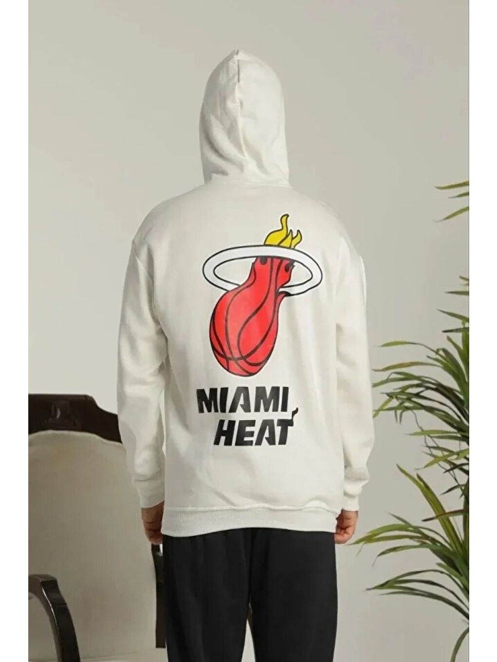 Beyaz Erkek Oversize Üç İplik Kapüşonlu Sweatshirt –Sırt Ve Ön Baskılı, Kanguru Cepli, Rahat Kalıp Maskot