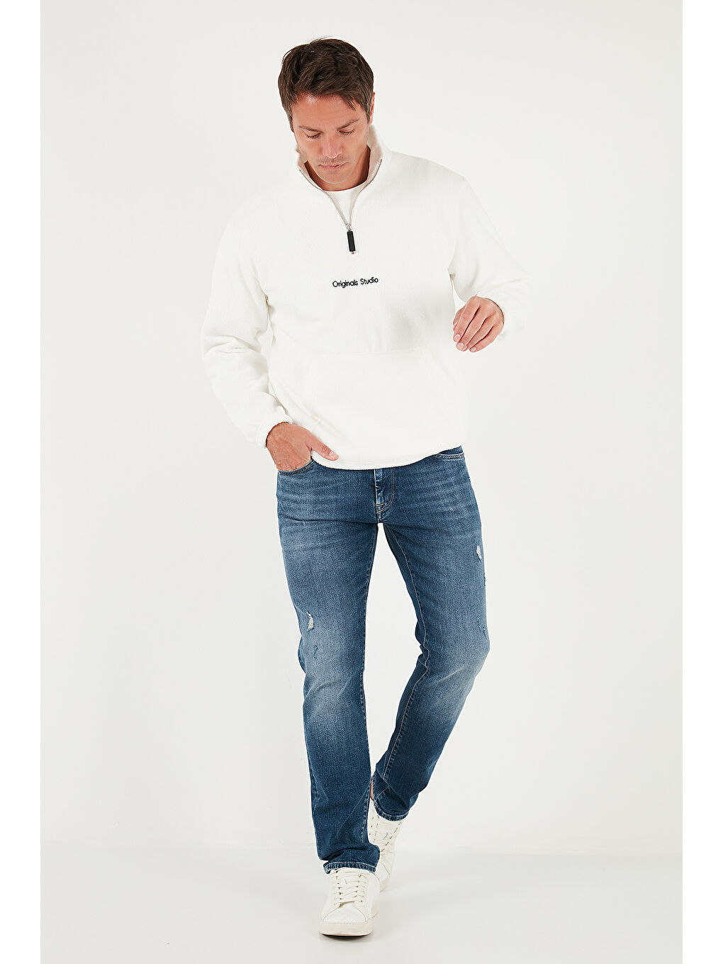 Ekru Regular Fit Yarım Fermuarlı Dik Yaka Yumuşak Dokulu Sweat 59060661-1