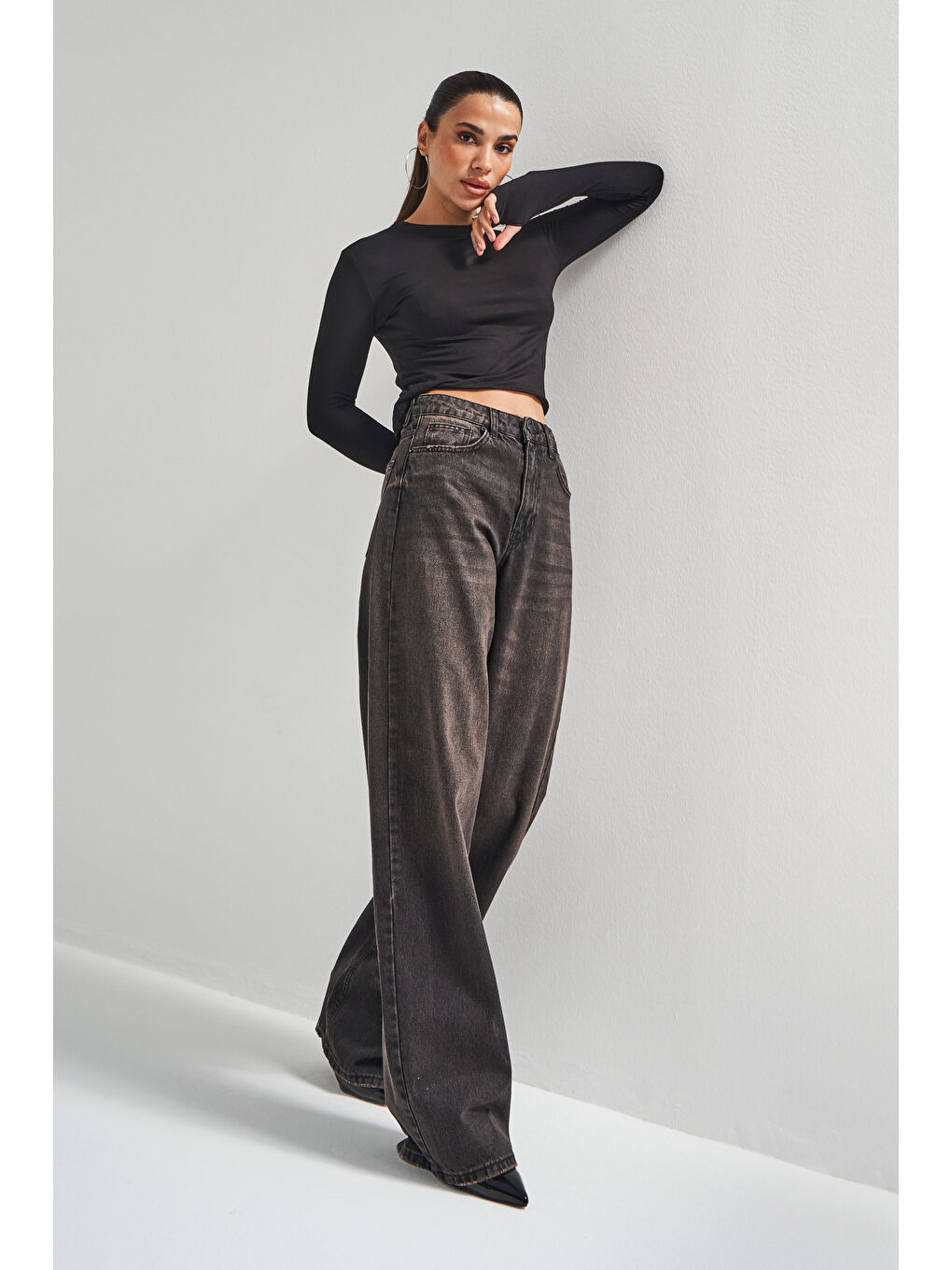 Kadın Taşlanmış Kahverengi 17w5-62 Süper Yüksek Bel Skater Fit Bol Kesim %100 Pamuk Denim Jean-1