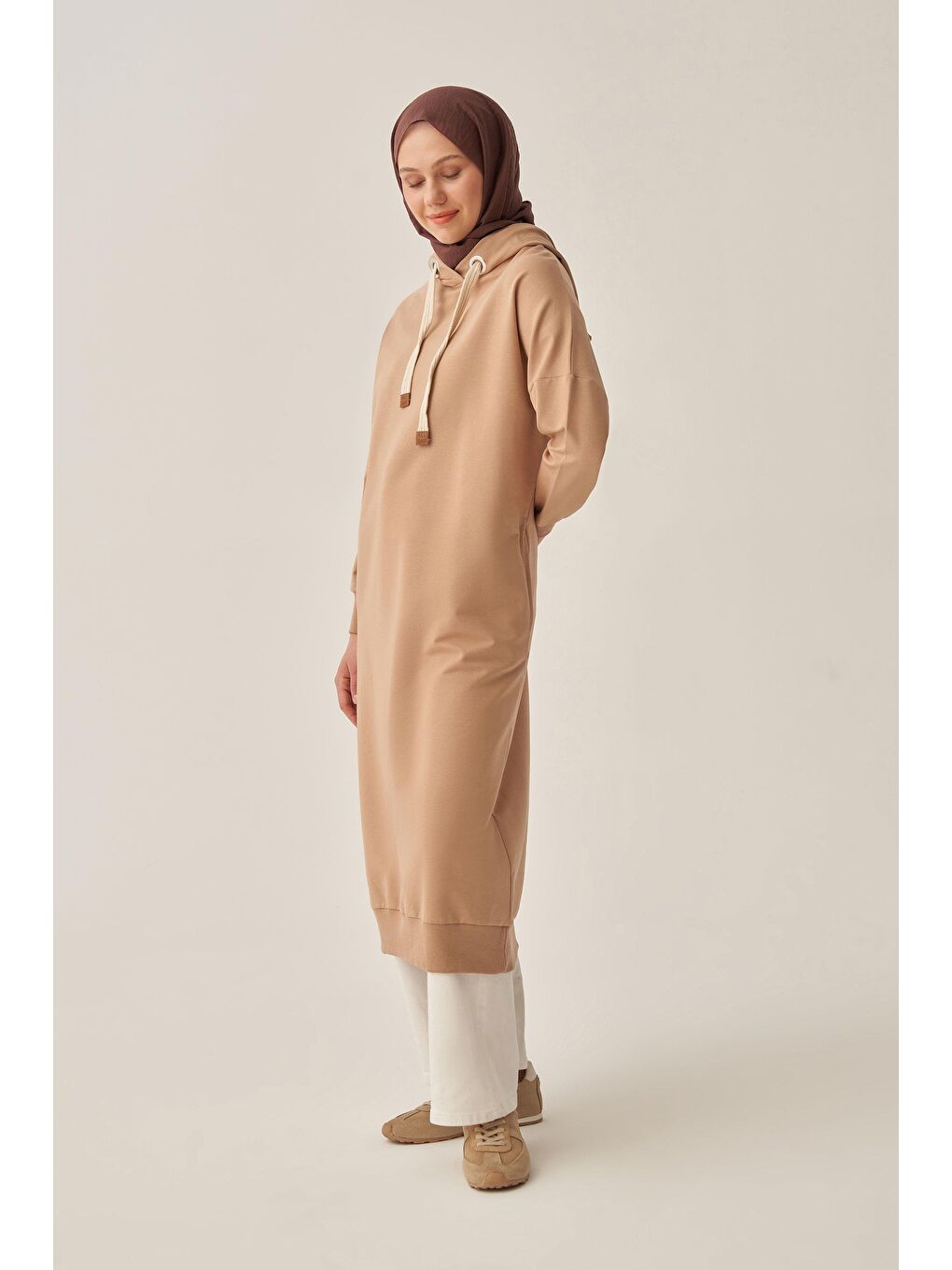 Bej Vizon-Kuşgözlü Kapüşonlu Cepli Sweat Tunik-1