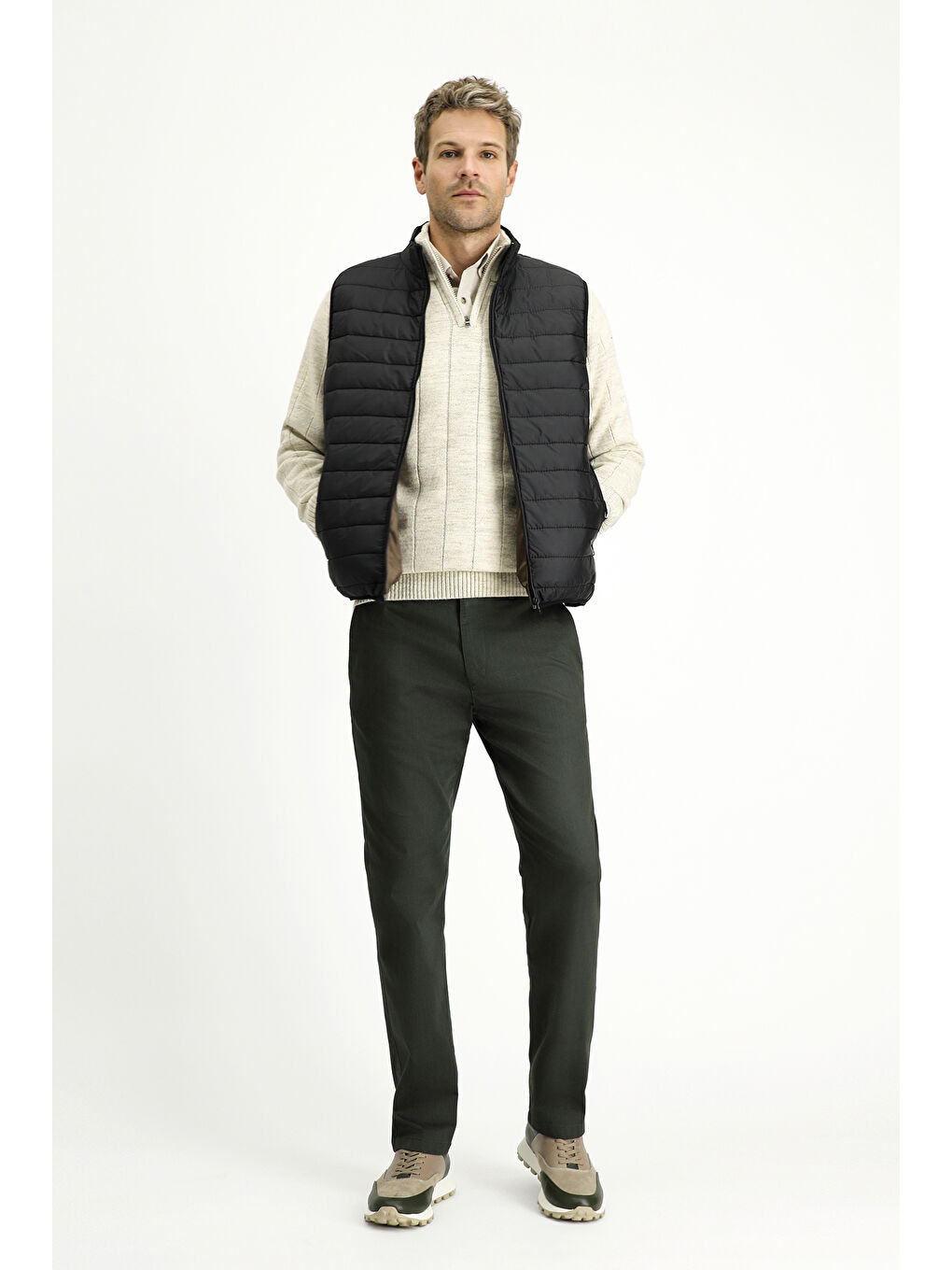 Siyah Kapitone Spor Şişme Yelek-1