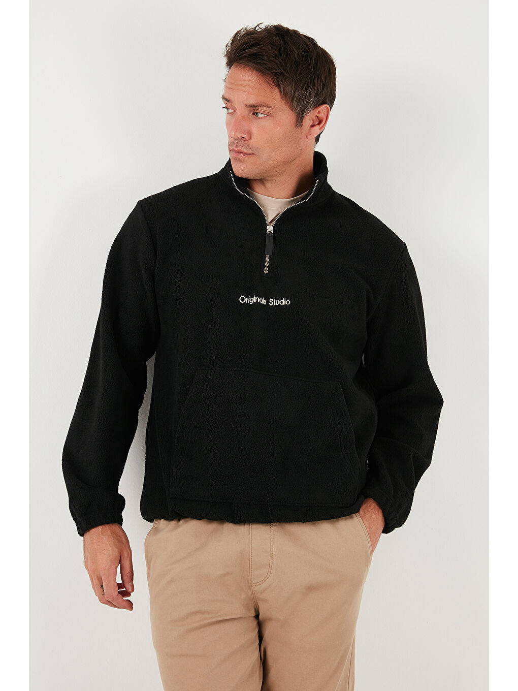 Siyah Regular Fit Yarım Fermuarlı Dik Yaka Yumuşak Dokulu Sweat 59060661-4