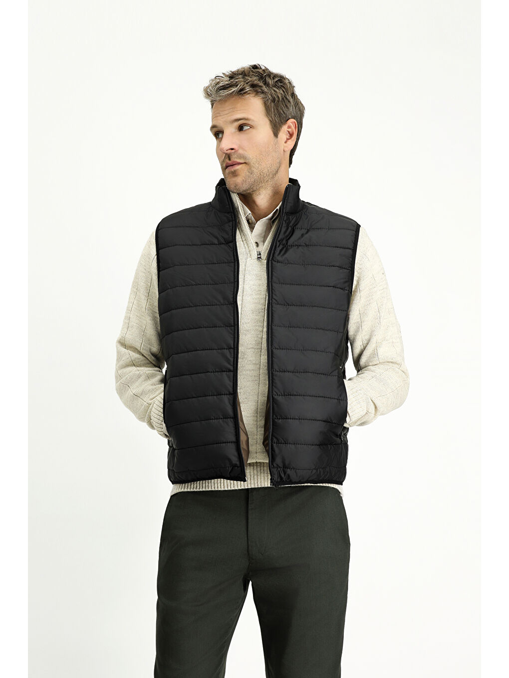 Siyah Kapitone Spor Şişme Yelek-2