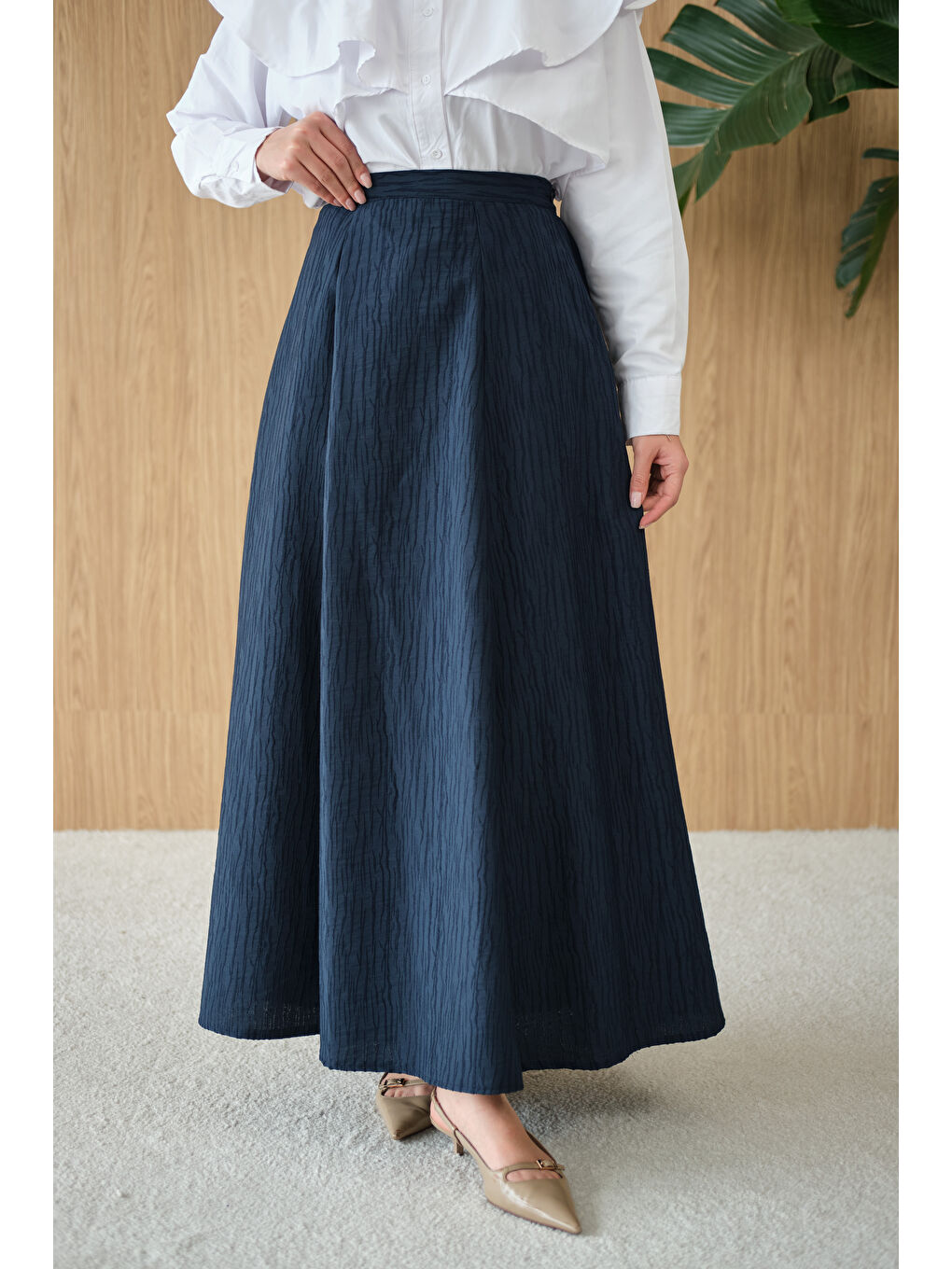 Kadın Yandan Fermuarlı Kendinden Desen Etek Lacivert-4