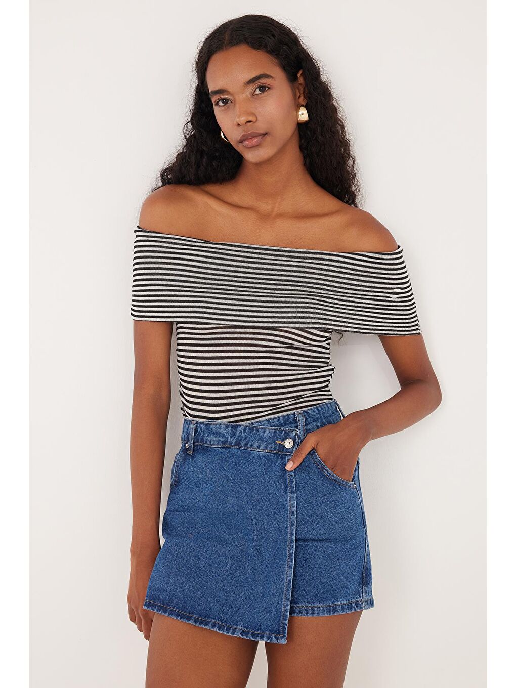 Karışık Kadın Slim Fit Dar Kesim Çizgili Straplez Bluz-1