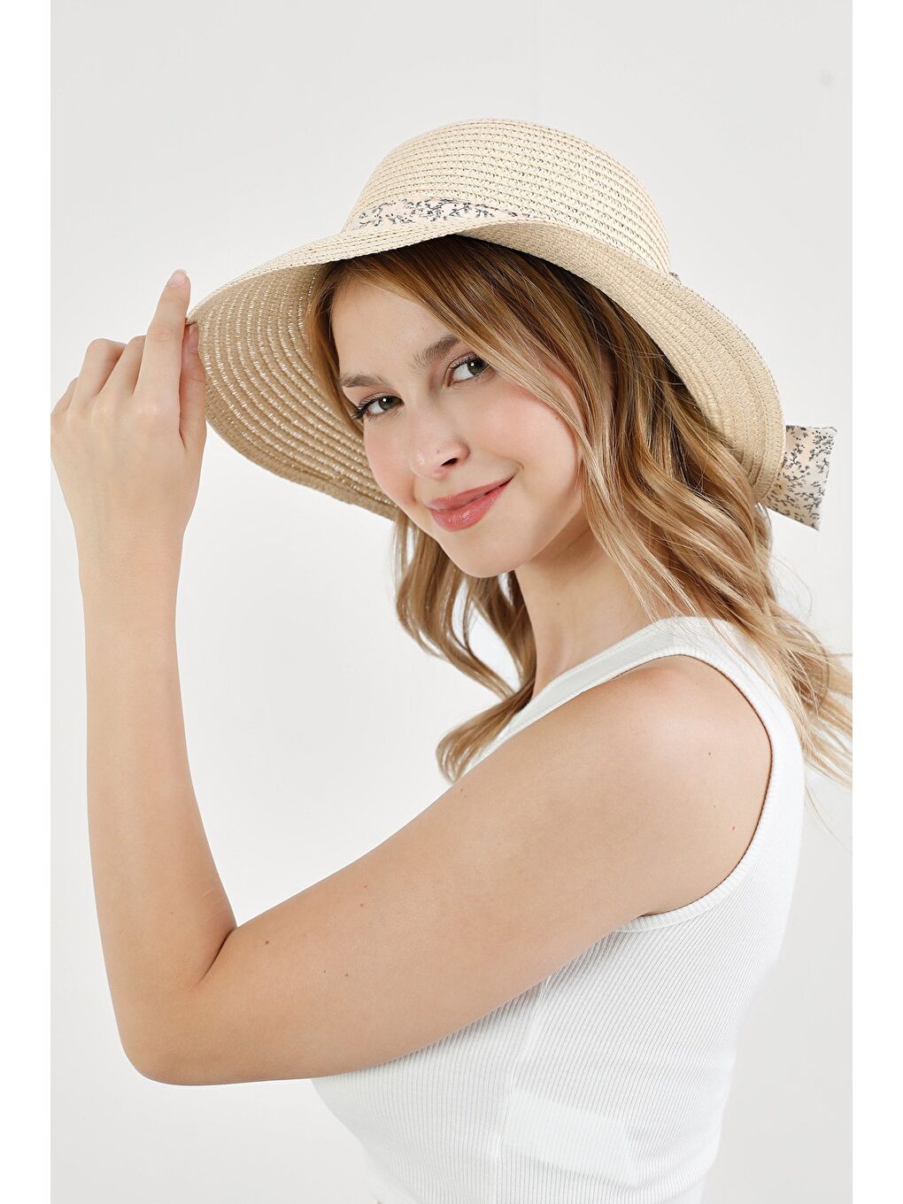 Bej Kurdeleli Hasır Şapka-2