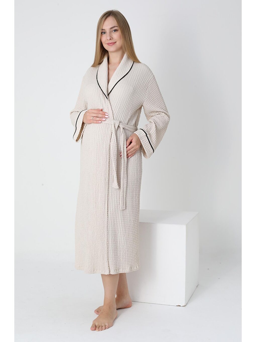 Bej Örgü Kumaş Gömlek Yaka Bel Kuşaklı Sabahlık-3