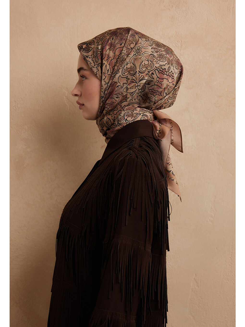 Kahverengi Hesperıa Desen Pamuk İpek Eşarp Soğan Kabuğu-2