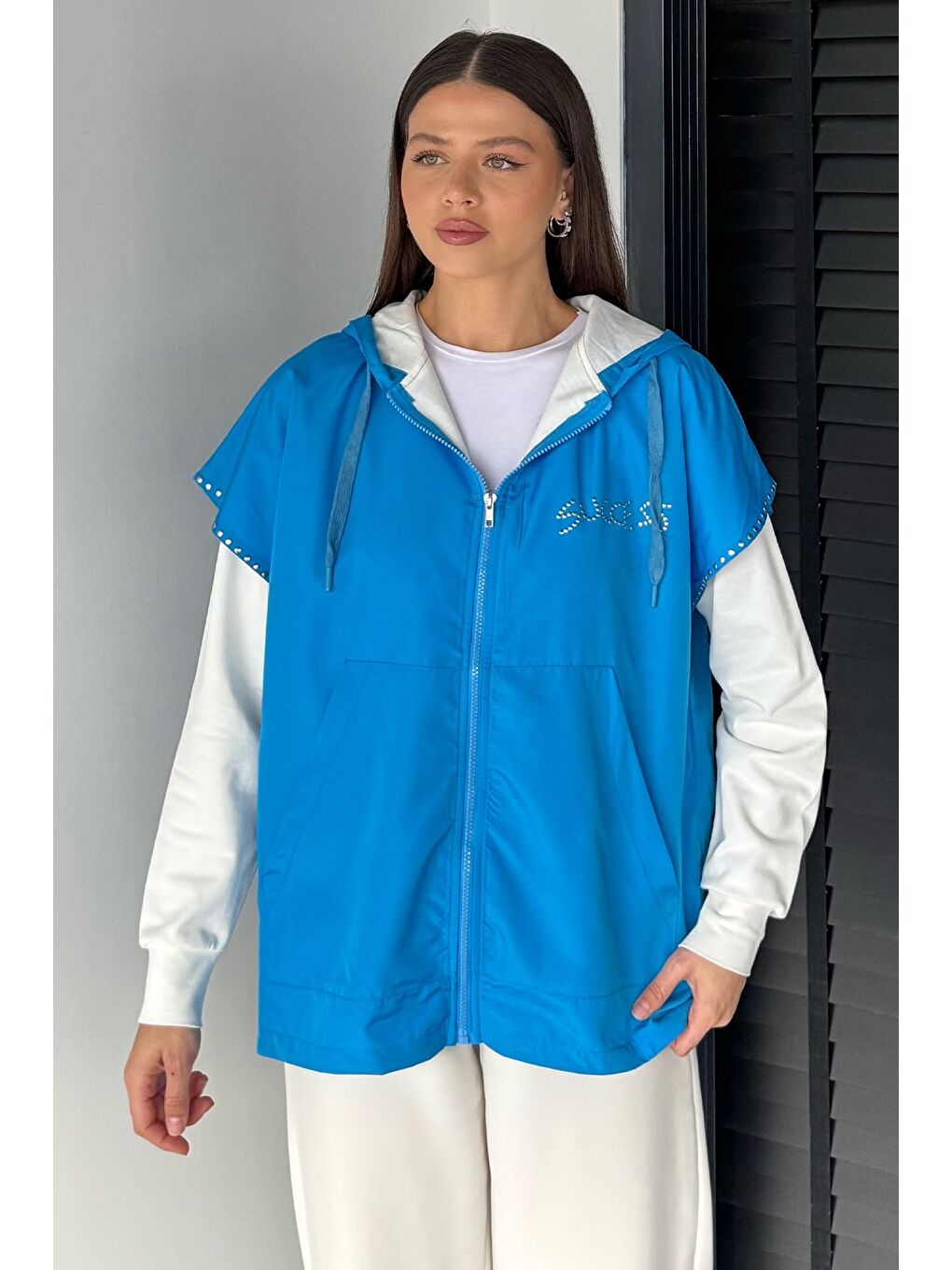 Mavi Kadın Kapüşonlu Taş İşlemeli Fermuarlı Garnili Sweatshirt-2