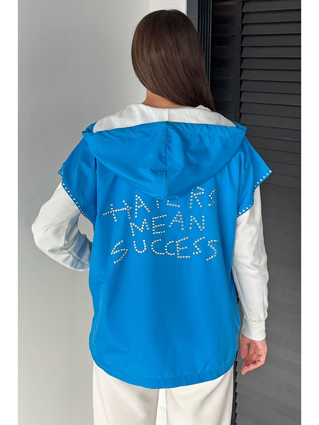 Mavi Kadın Kapüşonlu Taş İşlemeli Fermuarlı Garnili Sweatshirt-3