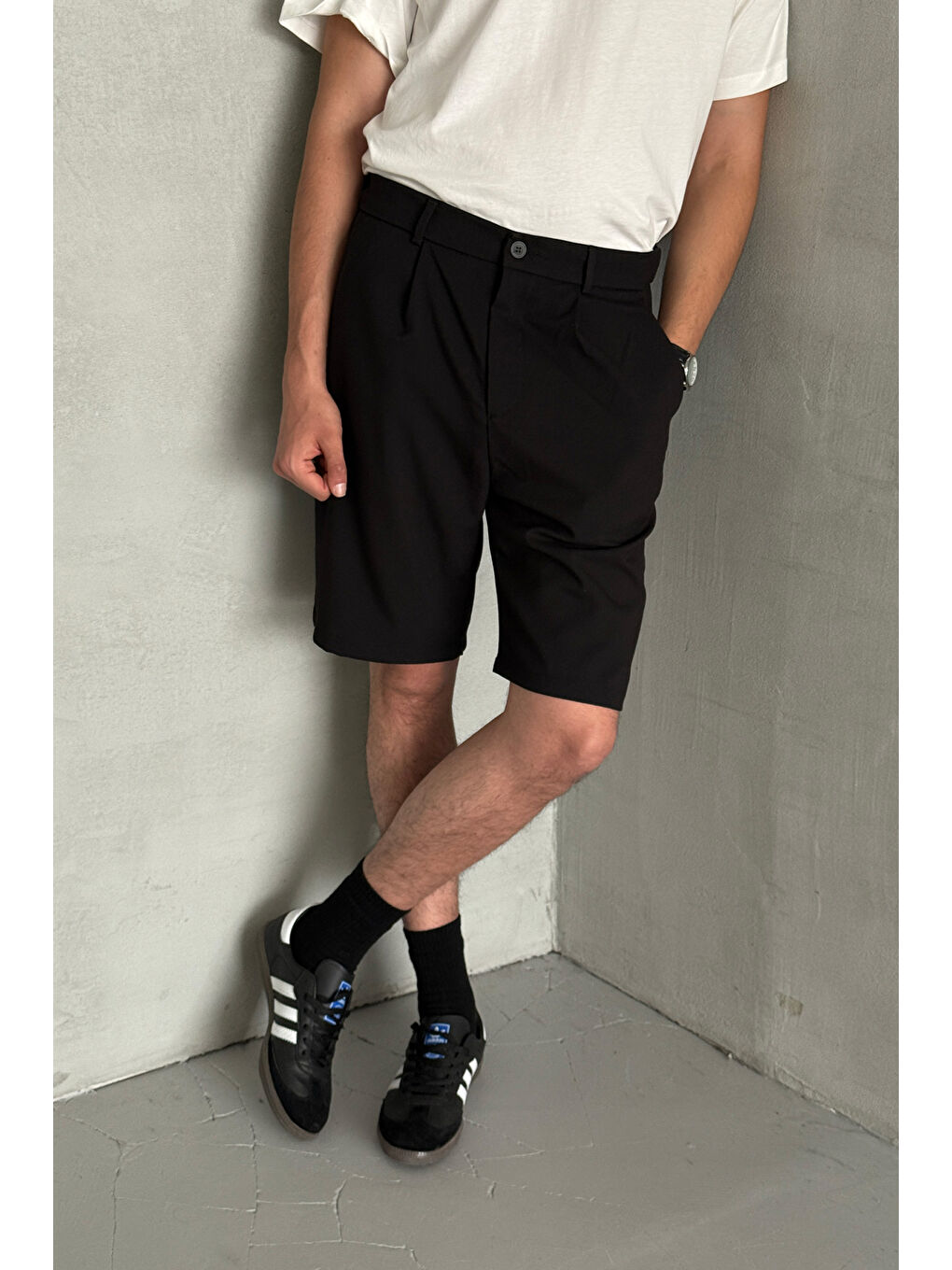 Siyah Erkek Pileli Baggy Şort-1