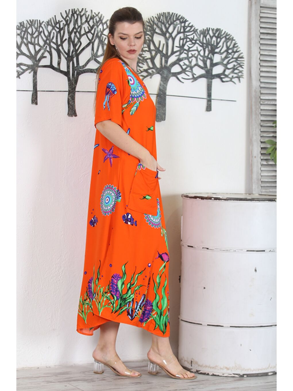 Turuncu V Yaka Kısa Kol Çift Cepli Allover Baskılı Casual Dokuma Elbise-6