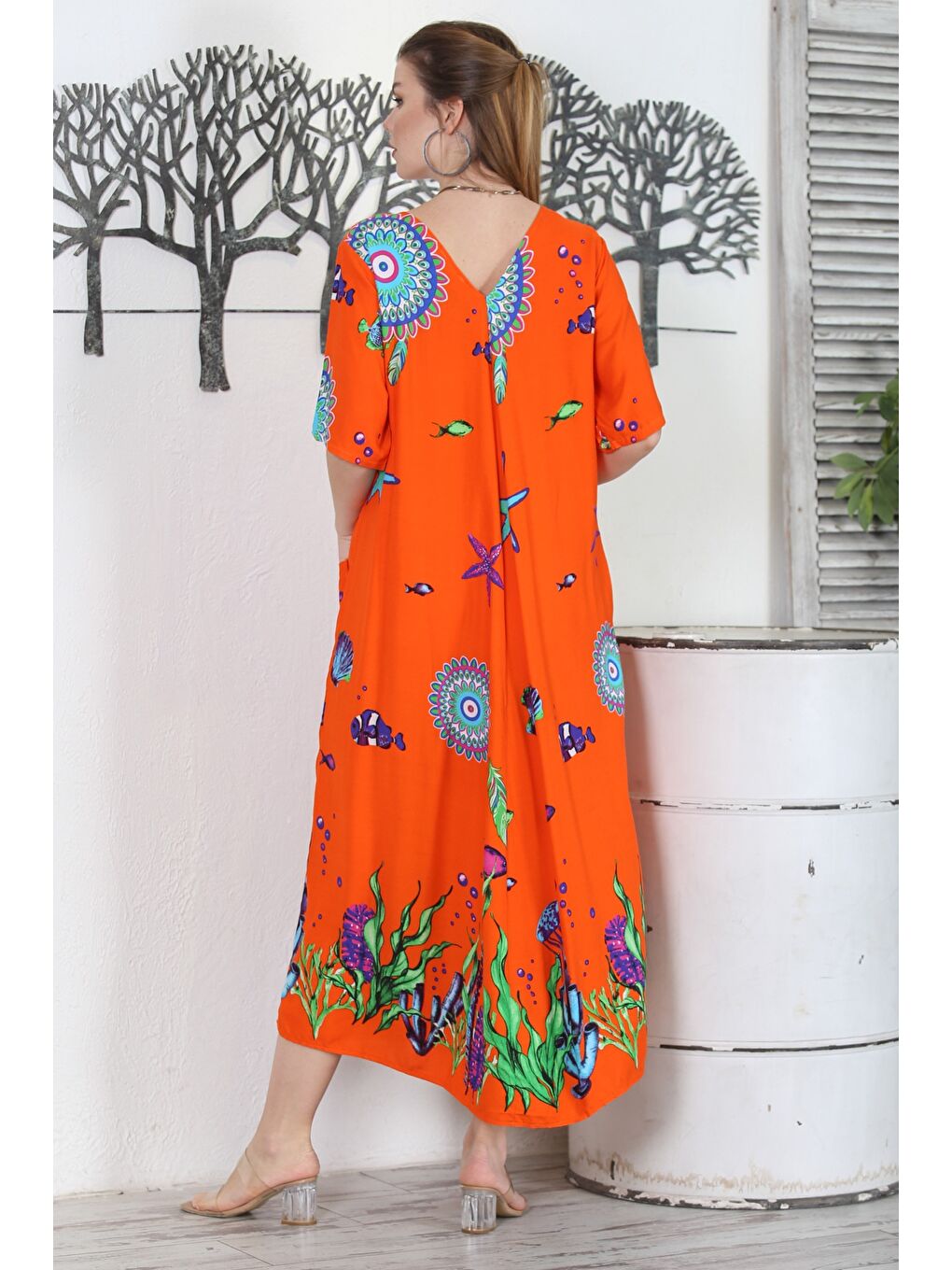 Turuncu V Yaka Kısa Kol Çift Cepli Allover Baskılı Casual Dokuma Elbise-7
