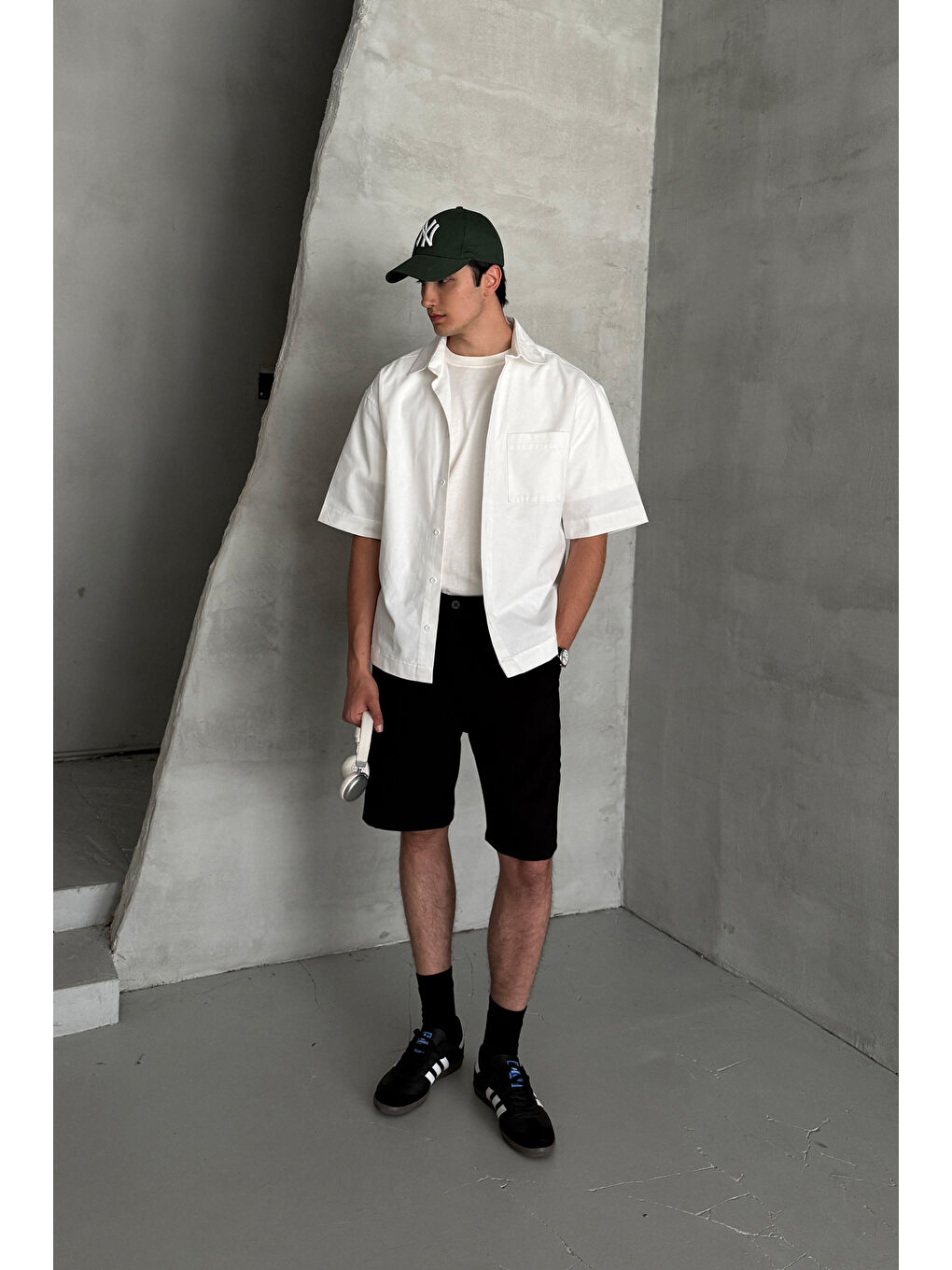 Siyah Erkek Pileli Baggy Şort-3