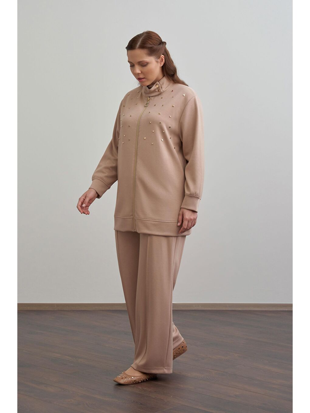 Bej Vizon-Yumuşak Dokulu Büyük Beden Droplu Eşofman Takımı-1