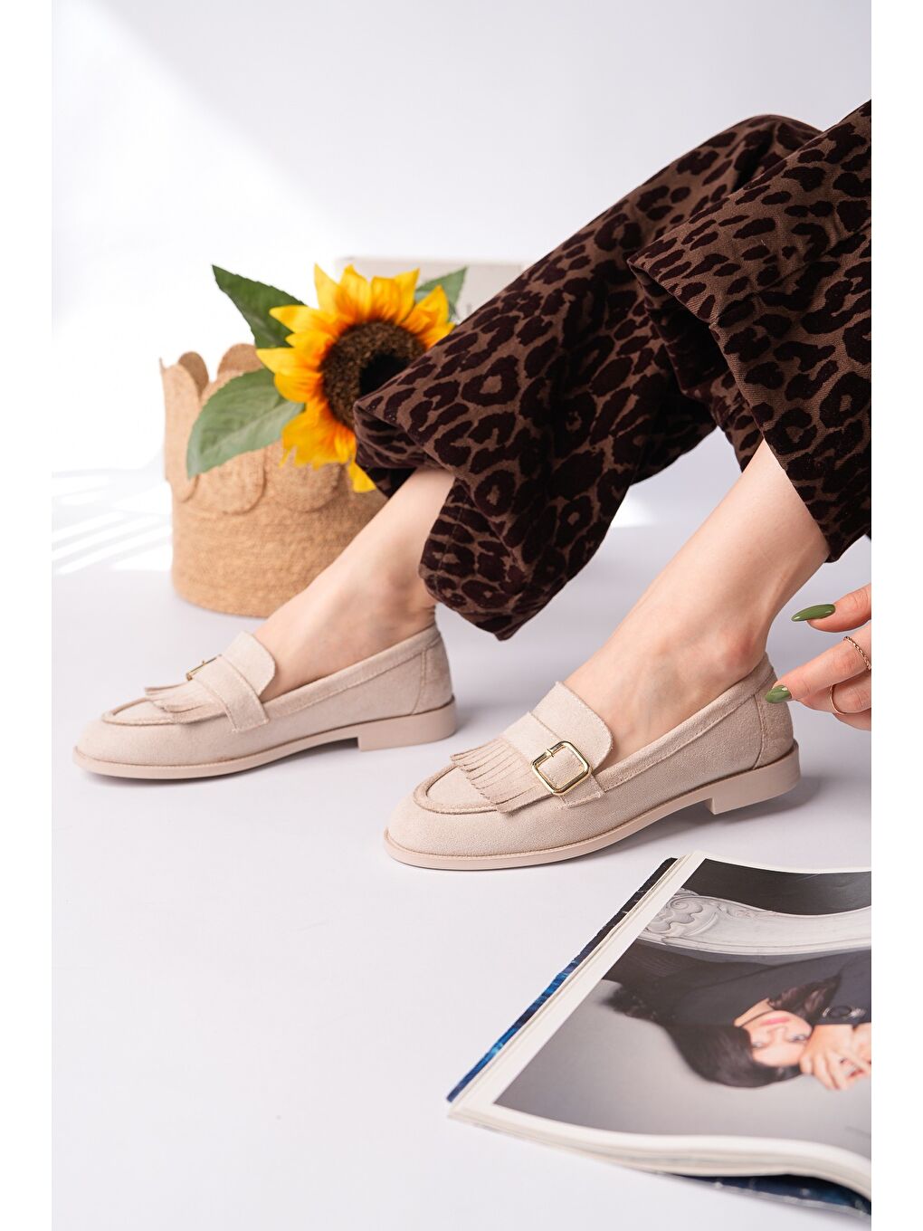 Bej TUFT Gold Tokalı Püsküllü Süet Kadın Günlük Loafer Ayakkabı-4