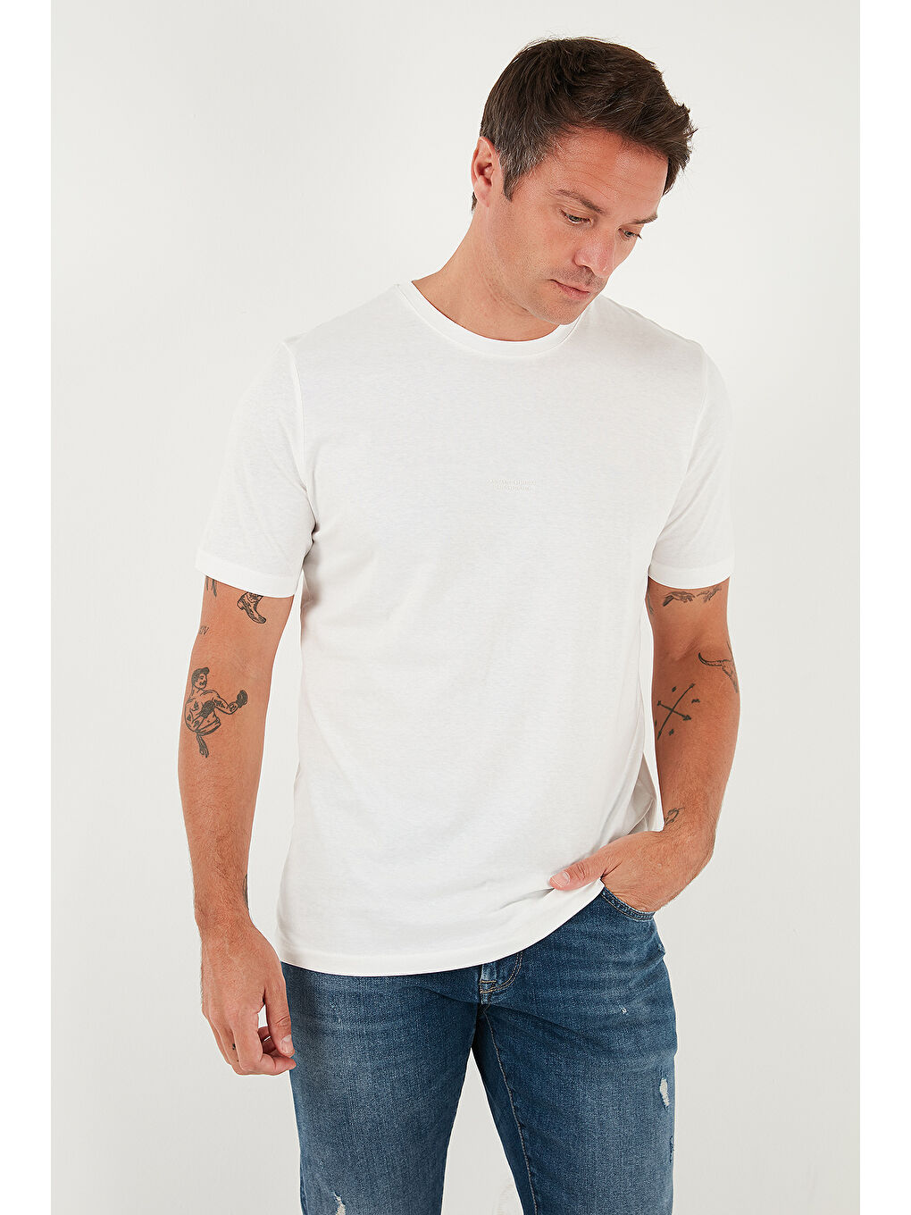 Ekru Yazı Detaylı Pamuklu Regular Fit Bisiklet Yaka %100 Pamuk Tişört 59020203-2