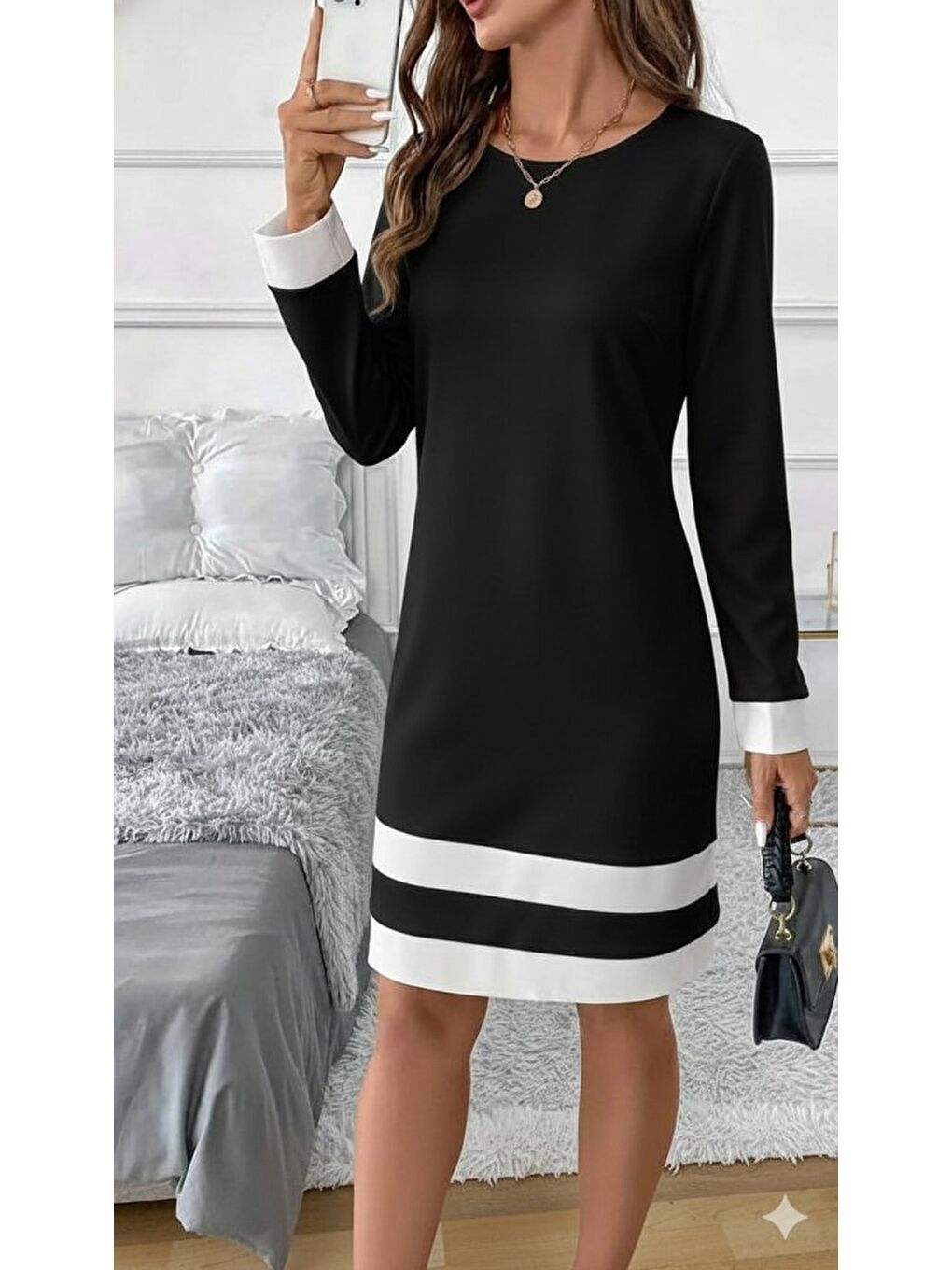 Kadın Uzun Kollu Yuvarlak Yaka Etek Ucu şerit Detaylı Mini Siyah Beyaz Dalgıç Elbise