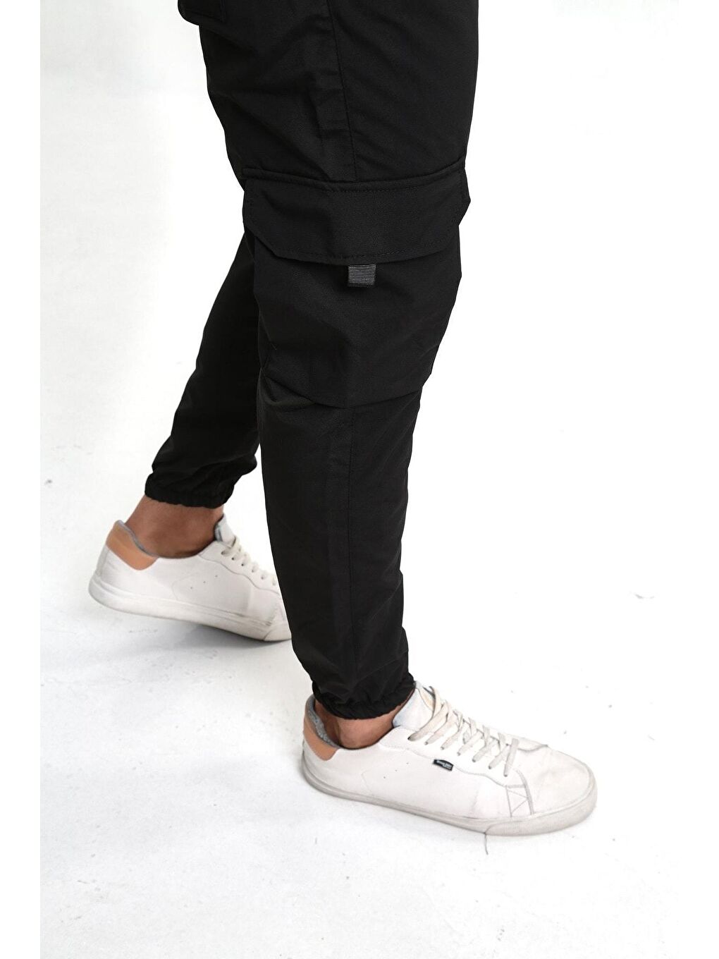 Ekru Erkek Paraşüt Kumaş Tarz Cepli Paça Ve Bel Lastikli Jogger Spor Pantolon-1