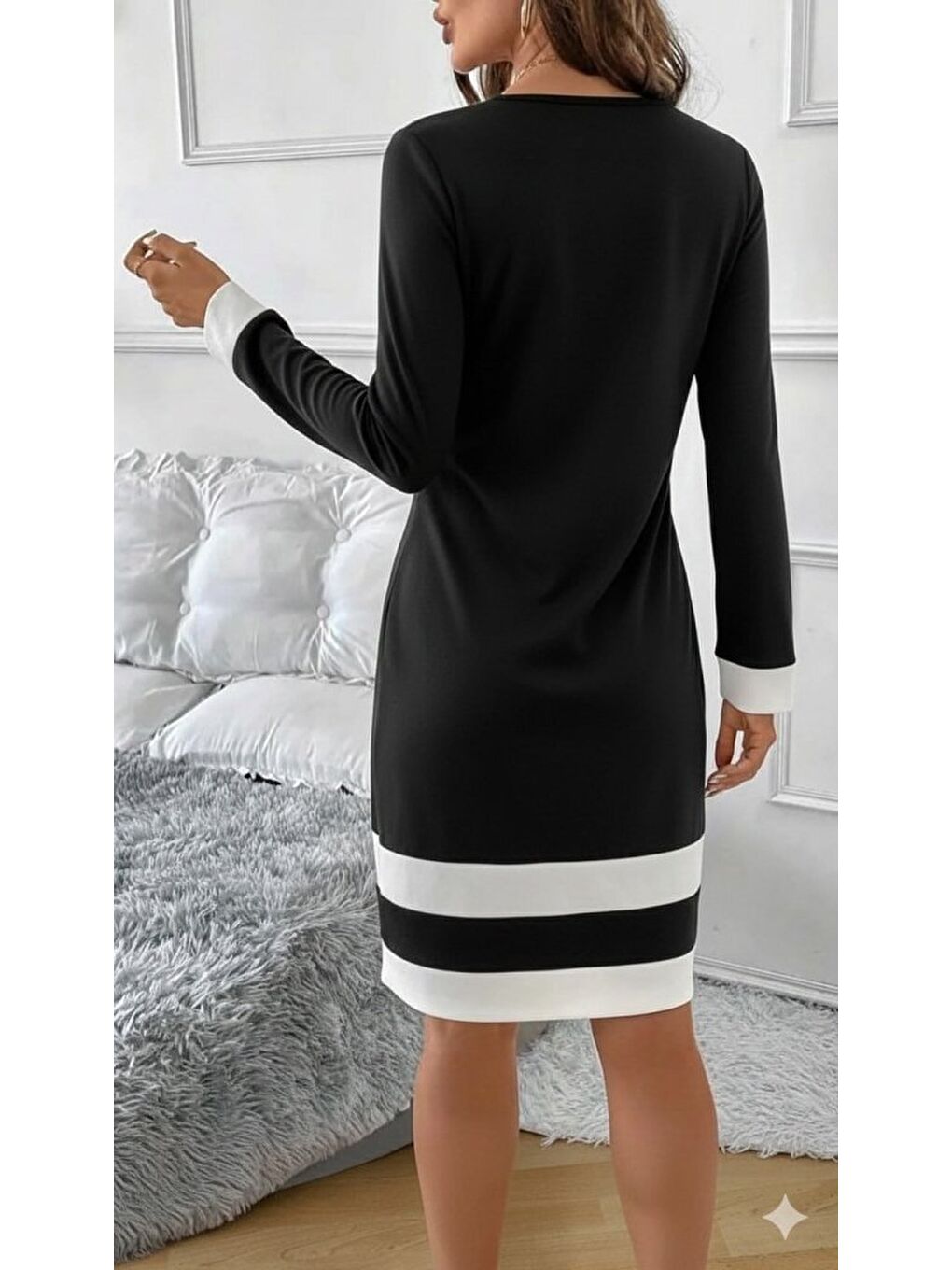 Kadın Uzun Kollu Yuvarlak Yaka Etek Ucu şerit Detaylı Mini Siyah Beyaz Dalgıç Elbise-2