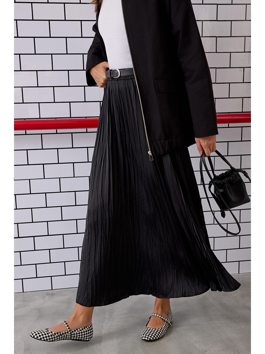 Piliseli Kraş Etek Siyah-3