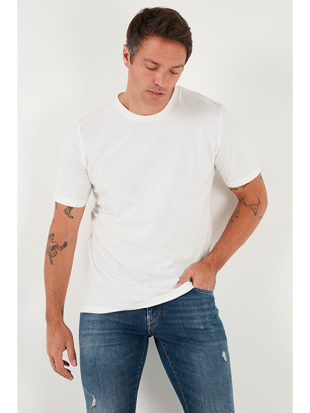 Ekru Yazı Detaylı Pamuklu Regular Fit Bisiklet Yaka %100 Pamuk Tişört 59020203-4