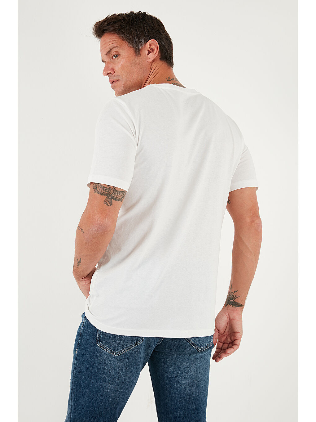 Ekru Yazı Detaylı Pamuklu Regular Fit Bisiklet Yaka %100 Pamuk Tişört 59020203-5