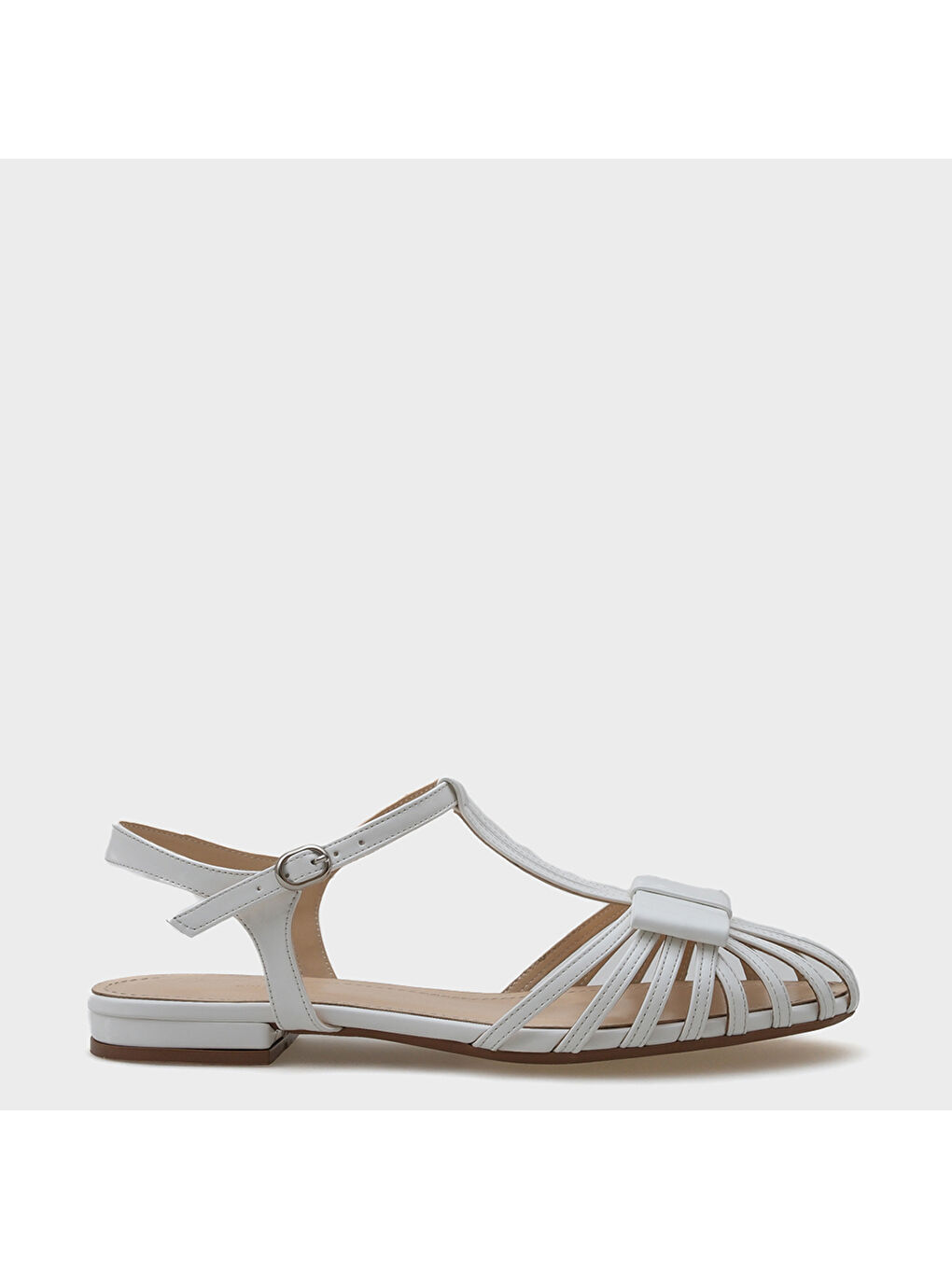 Beyaz Amara Kafes Örgülü Kadın Babet