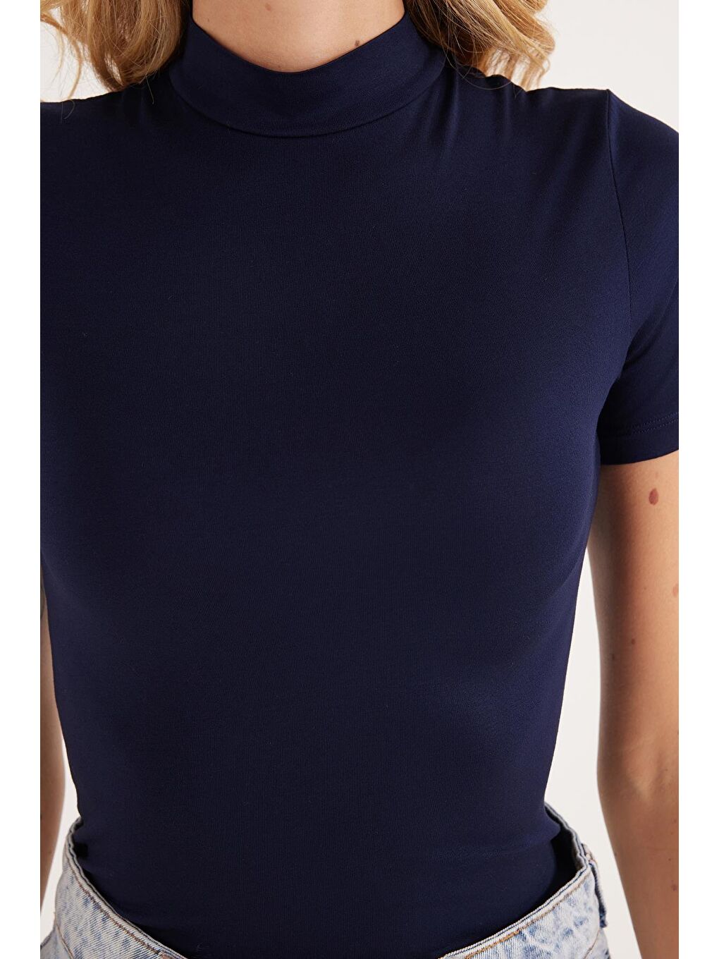 Kadın Standart Fit Kısa Kollu Yarım Balıkçı Yaka Lacivert Bluz-2