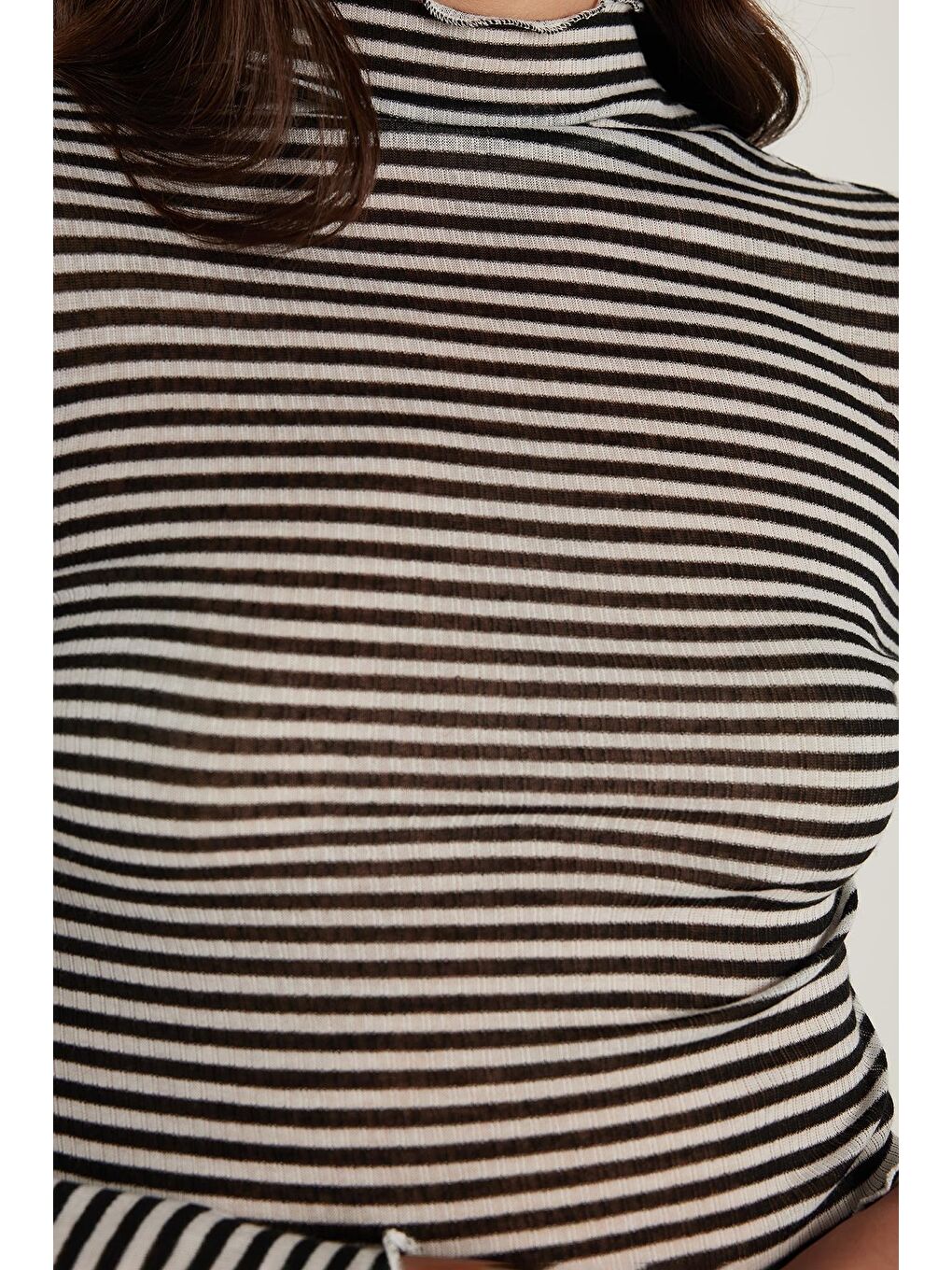 Karışık Kadın Slim Fit Dar Kesim Uzun Kollu Çizgili Yarım Balıkçı Yaka Bluz-2