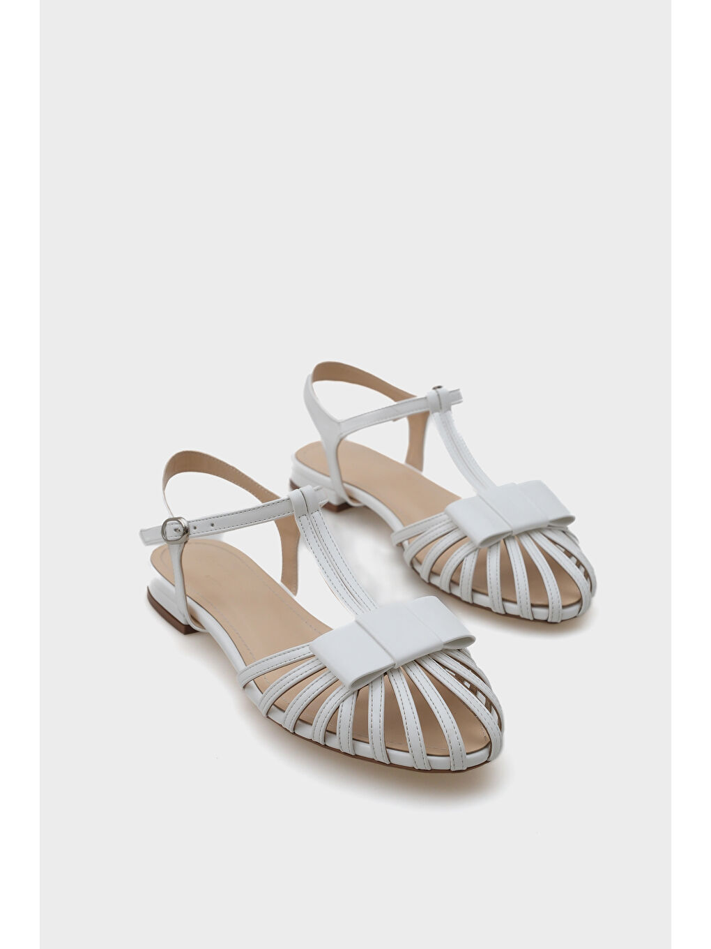 Beyaz Amara Kafes Örgülü Kadın Babet-1